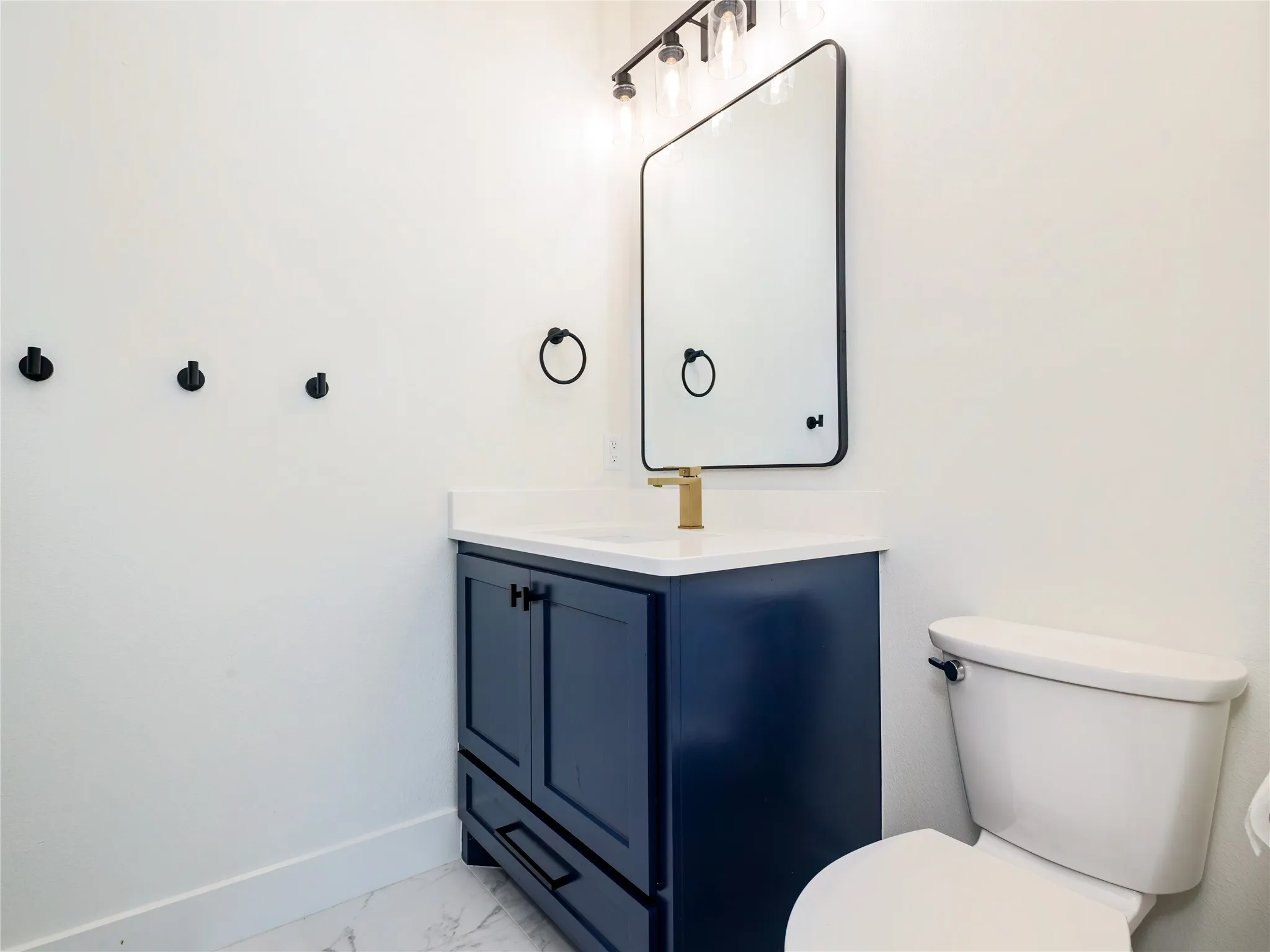 Single Family Residence For Sale in Brown County , 660 Oak Point Drive, May, Texas 76857, 5 Bedroom, 3 Bathroom, 6 Garage spaces, 2,686 Sqft, built in 2023, mls#21330363, Real Estate Agent in May, Homes For Sale in Brown county, Homes For Sale in May, Realtor in May Texas, Real Estate Brokerage Independent Realty Texas, Luminita Cordes Realtor