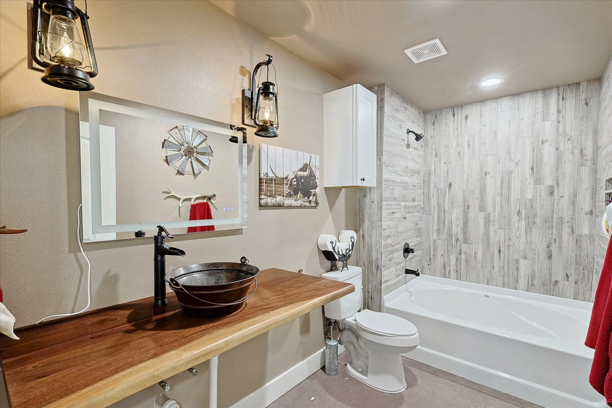 Single Family Residence For Sale in Denton County , 4540 Fm 2450, Krum, Texas 76249, 3 Bedroom, 3 Bathroom, 2 Garage spaces, 2,189 Sqft, built in 2023, mls#21363597, Real Estate Agent in Krum, Homes For Sale in Denton county, Homes For Sale in Krum, Realtor in Krum Texas, Real Estate Brokerage Independent Realty Texas, Luminita Cordes Realtor