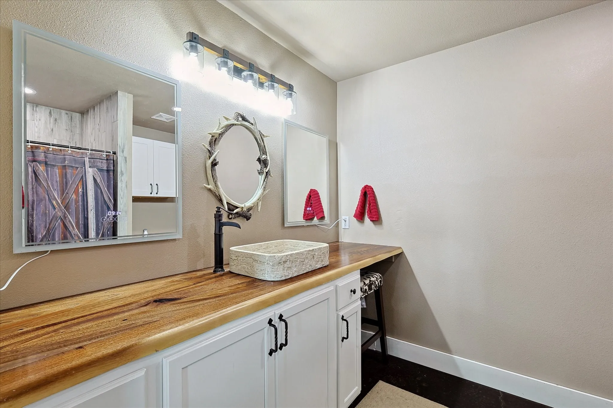 Single Family Residence For Sale in Denton County , 4540 Fm 2450, Krum, Texas 76249, 3 Bedroom, 3 Bathroom, 2 Garage spaces, 2,189 Sqft, built in 2023, mls#21363597, Real Estate Agent in Krum, Homes For Sale in Denton county, Homes For Sale in Krum, Realtor in Krum Texas, Real Estate Brokerage Independent Realty Texas, Luminita Cordes Realtor