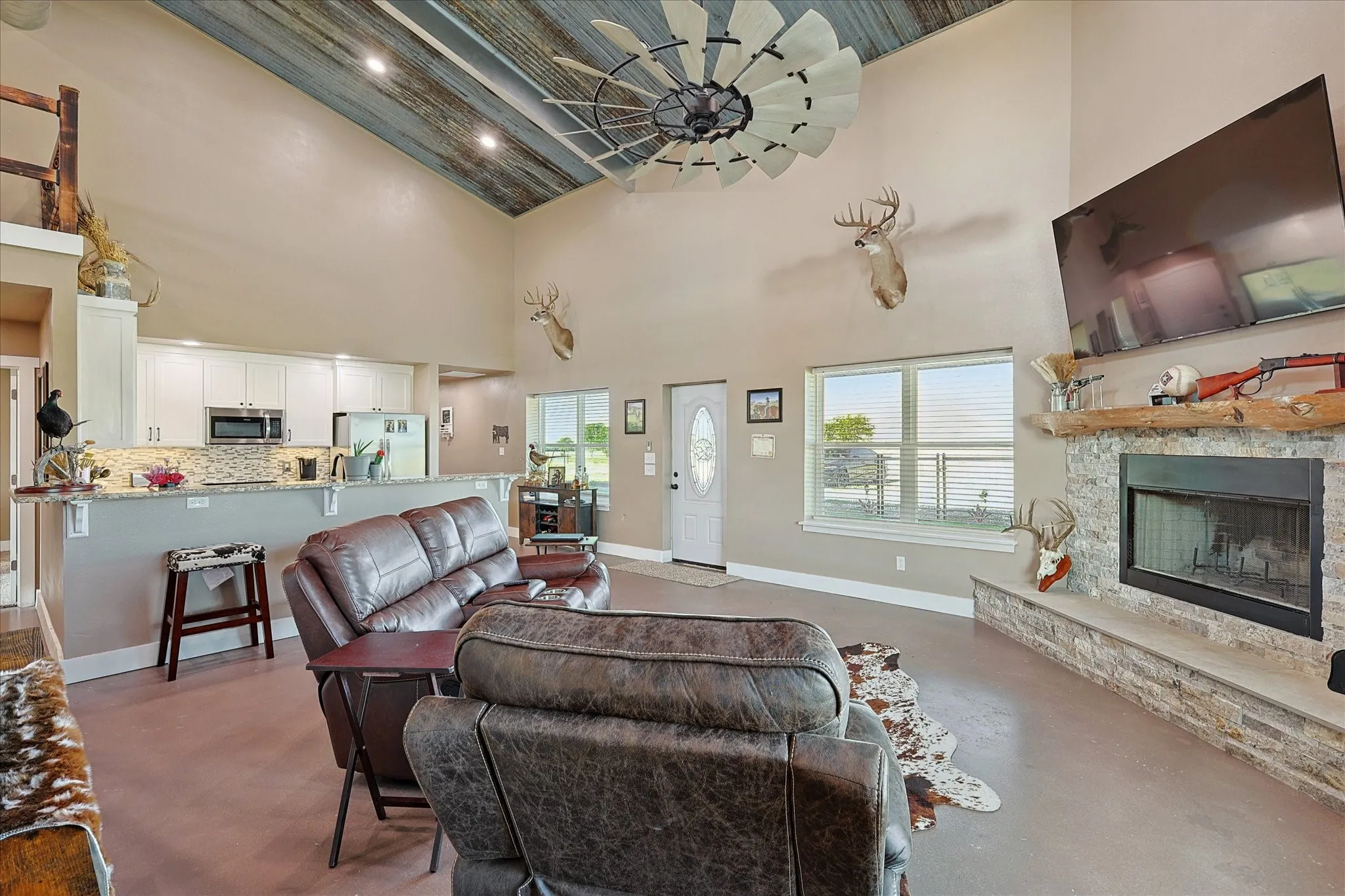 Single Family Residence For Sale in Denton County , 4540 Fm 2450, Krum, Texas 76249, 3 Bedroom, 3 Bathroom, 2 Garage spaces, 2,189 Sqft, built in 2023, mls#21363597, Real Estate Agent in Krum, Homes For Sale in Denton county, Homes For Sale in Krum, Realtor in Krum Texas, Real Estate Brokerage Independent Realty Texas, Luminita Cordes Realtor