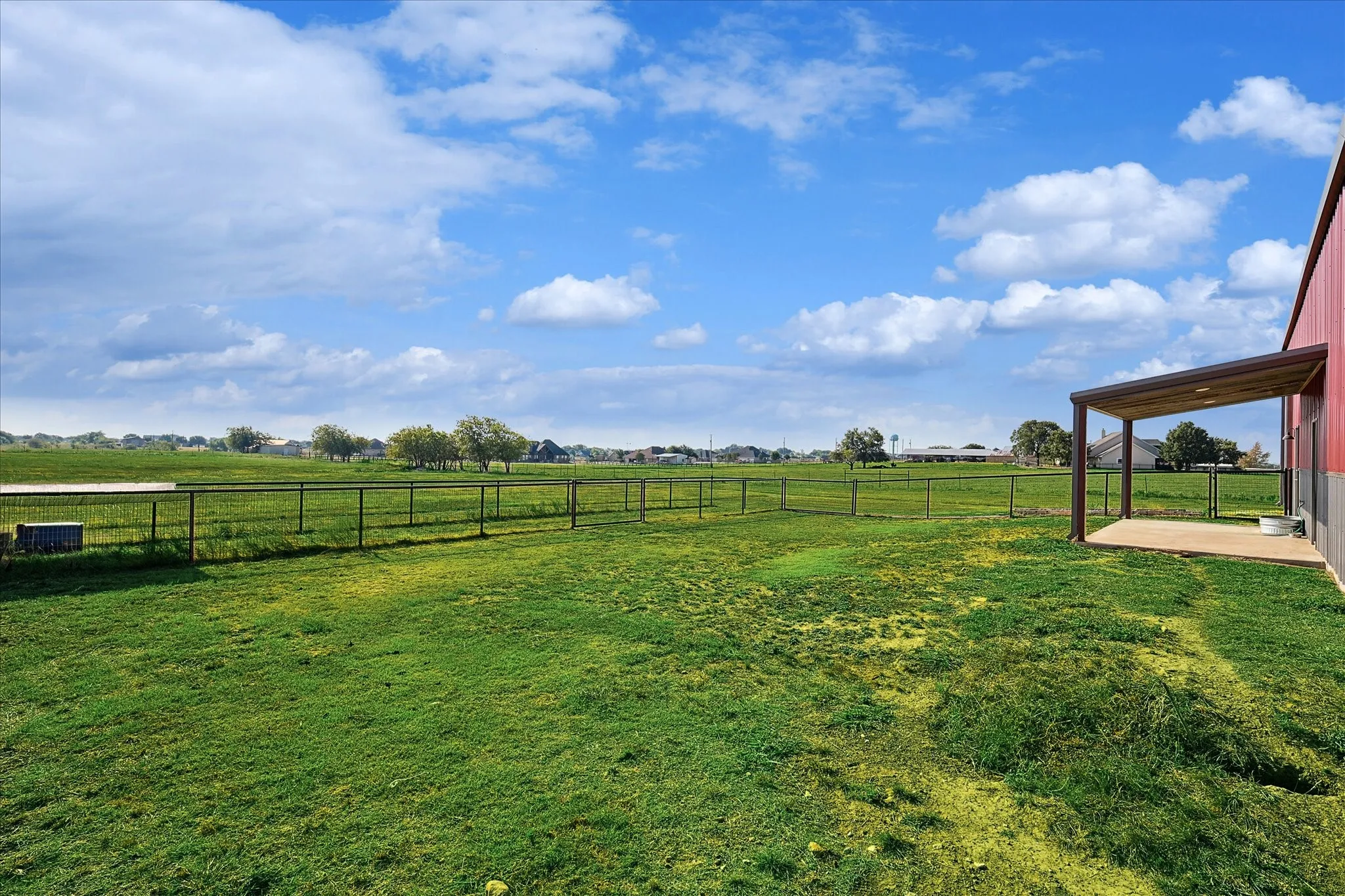 Single Family Residence For Sale in Denton County , 4540 Fm 2450, Krum, Texas 76249, 3 Bedroom, 3 Bathroom, 2 Garage spaces, 2,189 Sqft, built in 2023, mls#21363597, Real Estate Agent in Krum, Homes For Sale in Denton county, Homes For Sale in Krum, Realtor in Krum Texas, Real Estate Brokerage Independent Realty Texas, Luminita Cordes Realtor