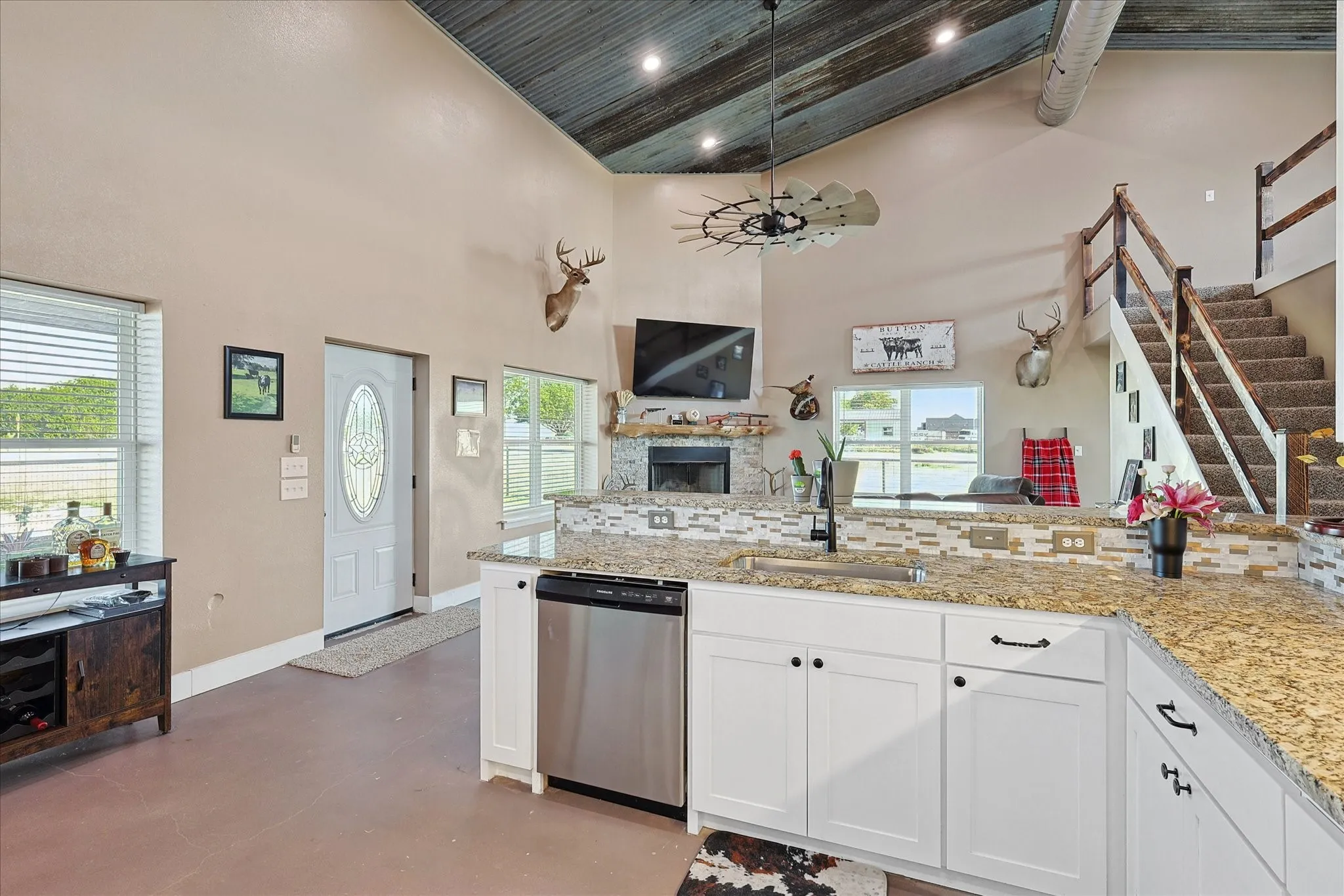 Single Family Residence For Sale in Denton County , 4540 Fm 2450, Krum, Texas 76249, 3 Bedroom, 3 Bathroom, 2 Garage spaces, 2,189 Sqft, built in 2023, mls#21363597, Real Estate Agent in Krum, Homes For Sale in Denton county, Homes For Sale in Krum, Realtor in Krum Texas, Real Estate Brokerage Independent Realty Texas, Luminita Cordes Realtor
