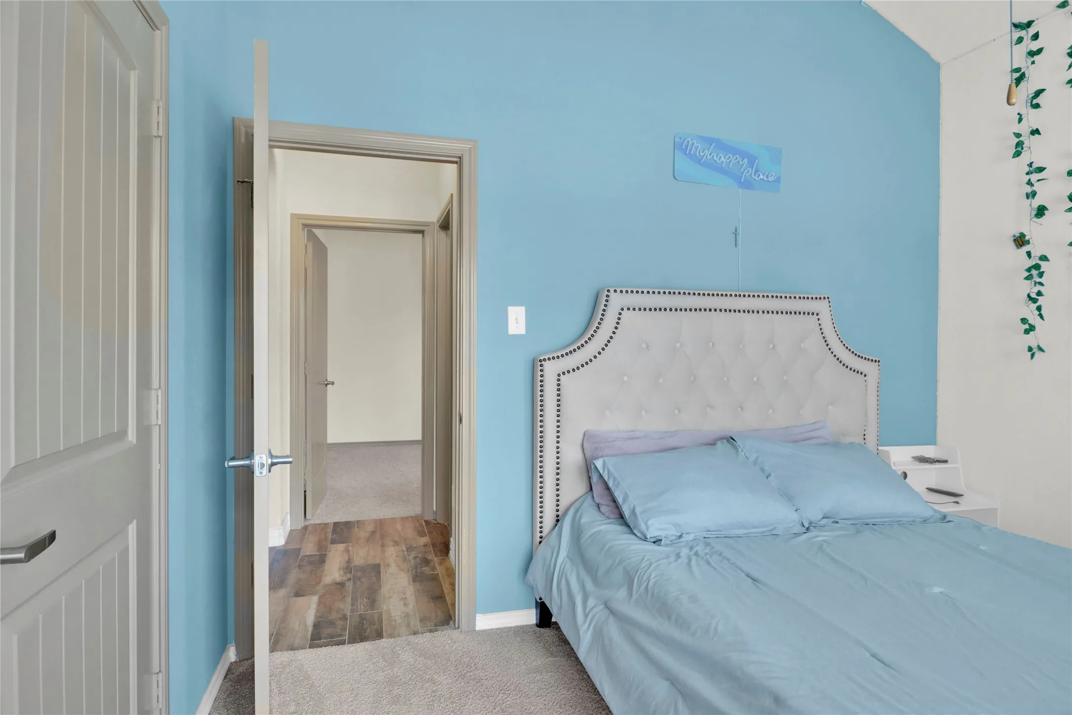 Single Family Residence For Rent in Tarrant County , 14008 Esperanza Drive, Fort Worth, Texas 76052, 3 Bedroom, 2 Bathroom, 2 Garage spaces, 1,740 Sqft, built in 2008, mls#21364683, Real Estate Agent in Fort Worth, Homes For Rent in Tarrant county, Homes For Rent in Fort Worth, Realtor in Fort Worth Texas, Real Estate Brokerage Independent Realty Texas, Luminita Cordes Realtor
