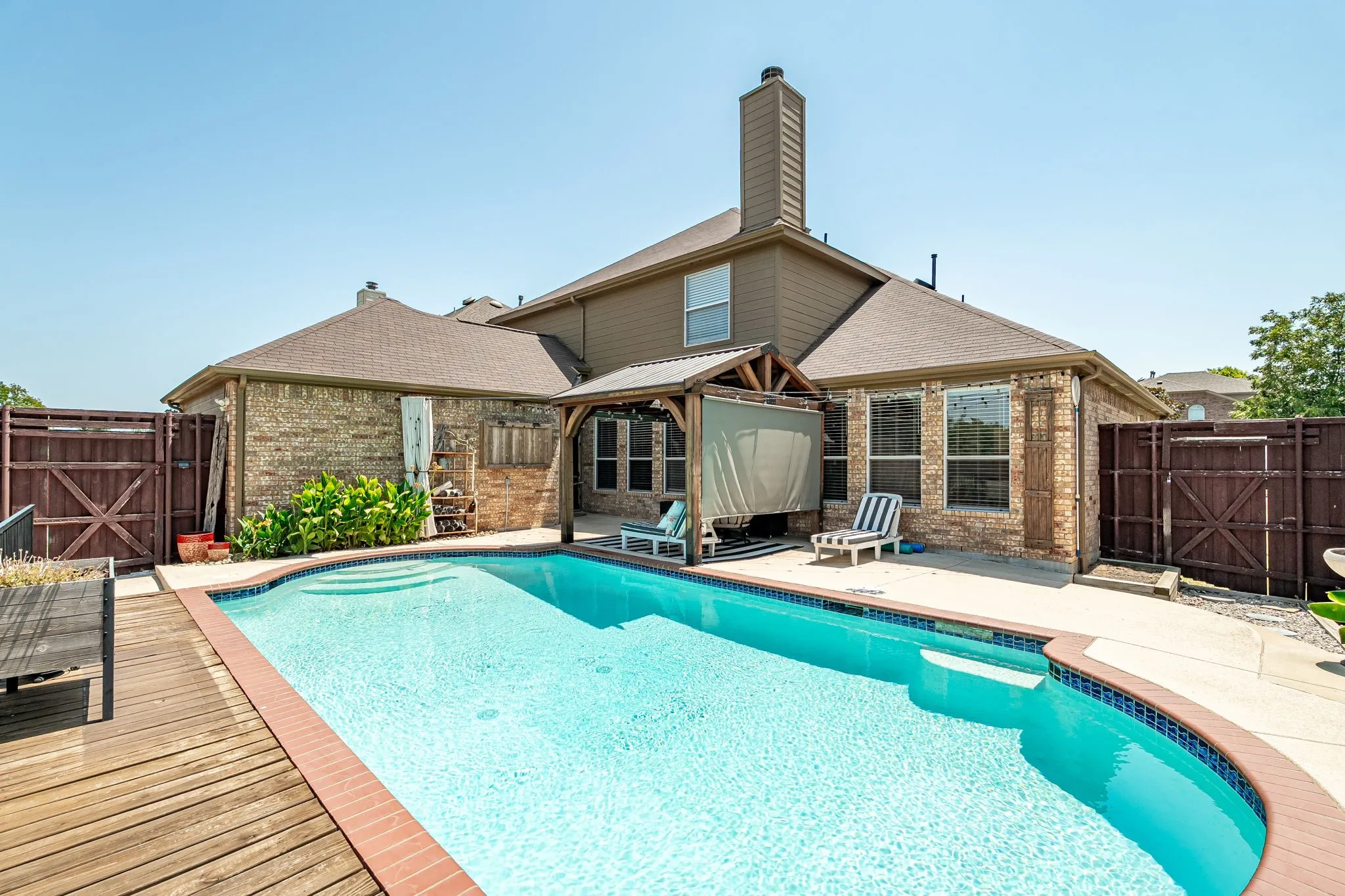 Single Family Residence For Sale in Denton County , 4013 Standridge Drive, The Colony, Texas 75056, 4 Bedroom, 3 Bathroom, 2 Garage spaces, 2,992 Sqft, built in 1999, mls#21338717, Real Estate Agent in The Colony, Homes For Sale in Denton county, Homes For Sale in The Colony, Realtor in The Colony Texas, Real Estate Brokerage Independent Realty Texas, Luminita Cordes Realtor