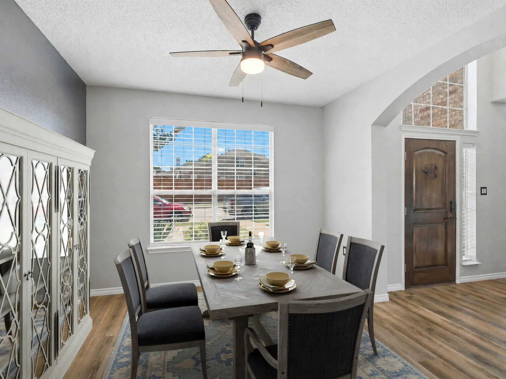 Single Family Residence For Sale in Denton County , 4013 Standridge Drive, The Colony, Texas 75056, 4 Bedroom, 3 Bathroom, 2 Garage spaces, 2,992 Sqft, built in 1999, mls#21338717, Real Estate Agent in The Colony, Homes For Sale in Denton county, Homes For Sale in The Colony, Realtor in The Colony Texas, Real Estate Brokerage Independent Realty Texas, Luminita Cordes Realtor