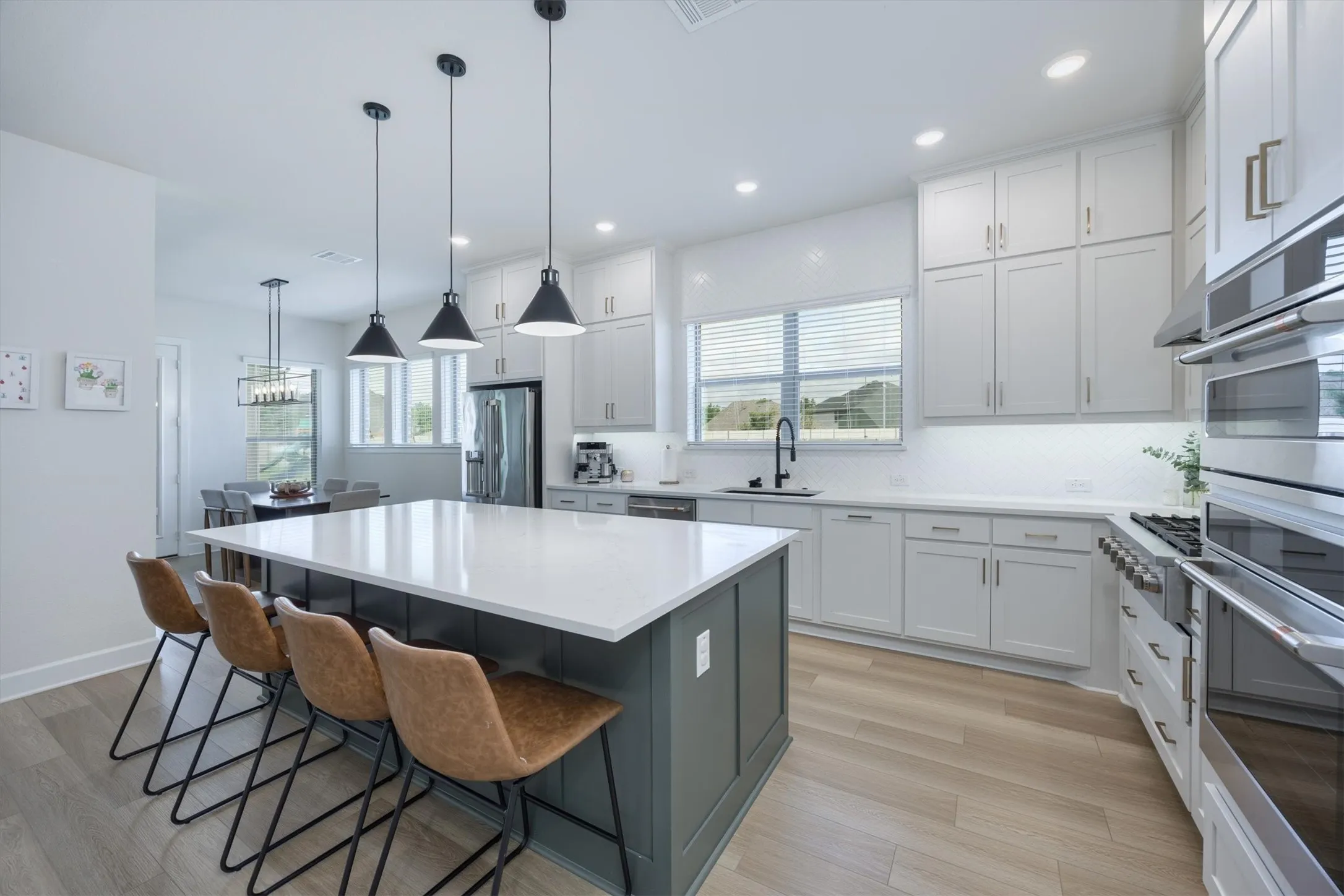 Wow! This is a kitchen!