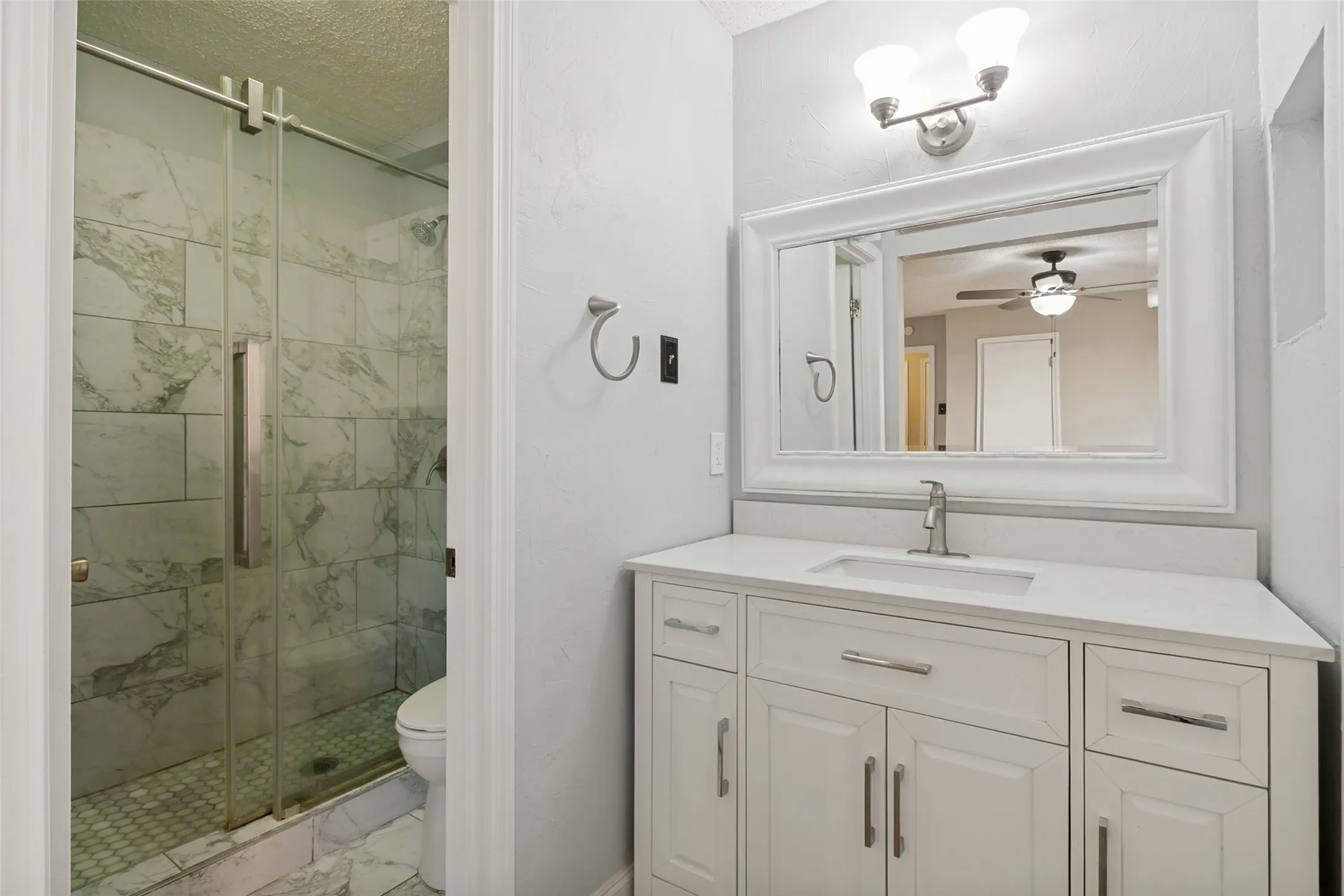 Single Family Residence For Sale in Dallas County , 1818 Trowbridge Street, Garland, Texas 75044, 3 Bedroom, 2 Bathroom, Garage spaces, 2,043 Sqft, built in 1979, mls#21364689, Real Estate Agent in Garland, Homes For Sale in Dallas county, Homes For Sale in Garland, Realtor in Garland Texas, Real Estate Brokerage Independent Realty Texas, Luminita Cordes Realtor