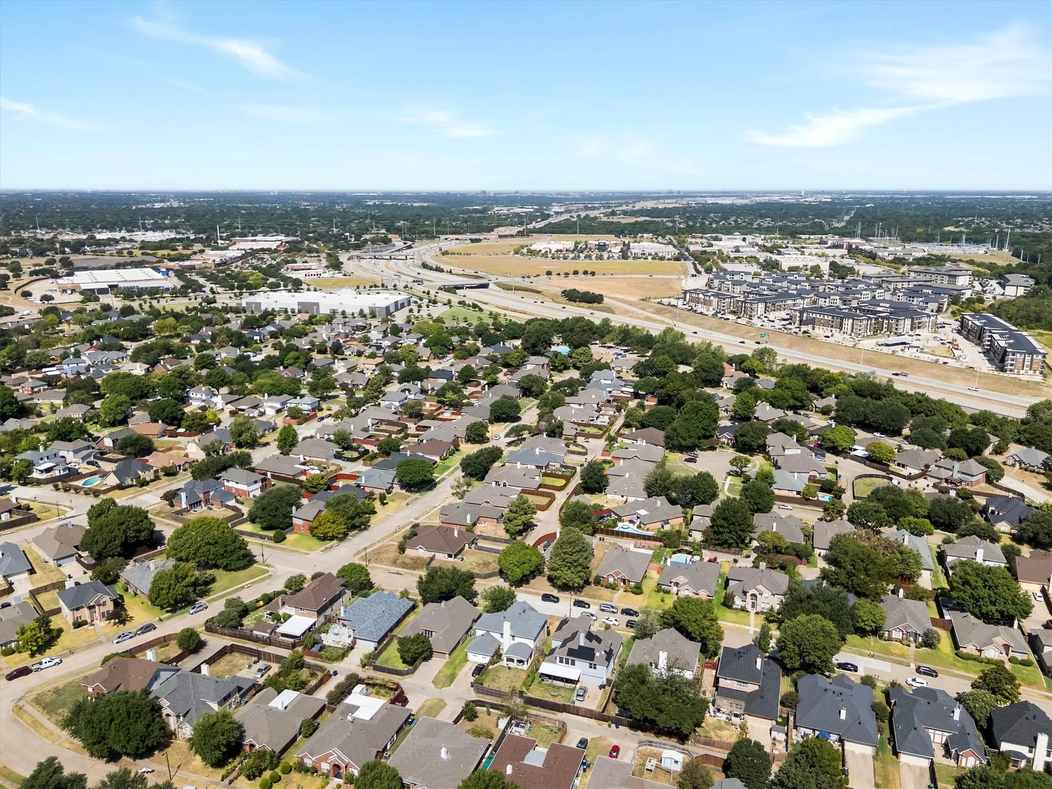 Single Family Residence For Sale in Dallas County , 3106 Pecan Meadow Drive, Garland, Texas 75040, 3 Bedroom, 2 Bathroom, 2 Garage spaces, 1,778 Sqft, built in 1997, mls#21364040, Real Estate Agent in Garland, Homes For Sale in Dallas county, Homes For Sale in Garland, Realtor in Garland Texas, Real Estate Brokerage Independent Realty Texas, Luminita Cordes Realtor