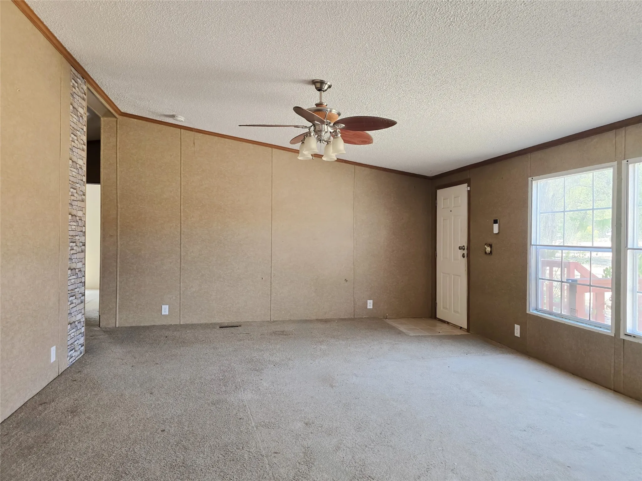 Mobile Home For Sale in Hood County , 3003 Hilltop Road, Granbury, Texas 76048, 4 Bedroom, 2 Bathroom, Garage spaces, 2,294 Sqft, built in 2006, mls#21362557, Real Estate Agent in Granbury, Homes For Sale in Hood county, Homes For Sale in Granbury, Realtor in Granbury Texas, Real Estate Brokerage Independent Realty Texas, Luminita Cordes Realtor