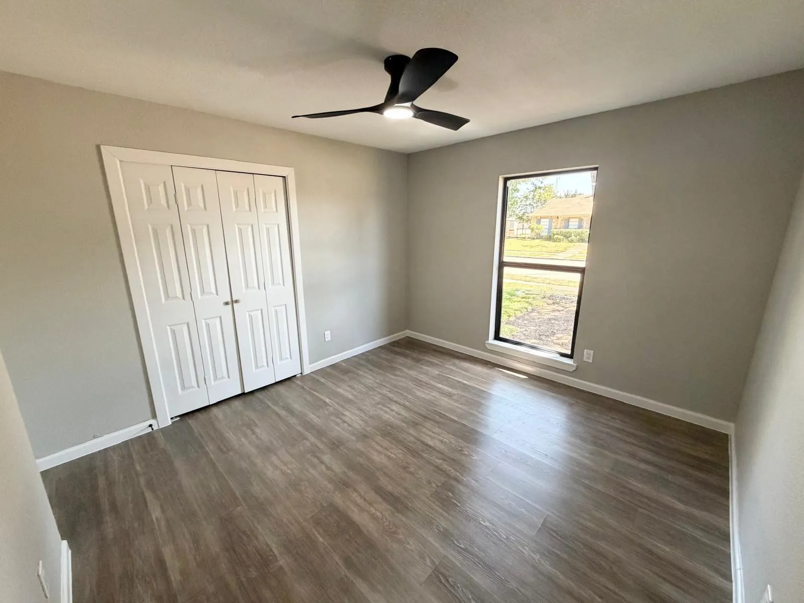 Bedroom #2 w large closet
