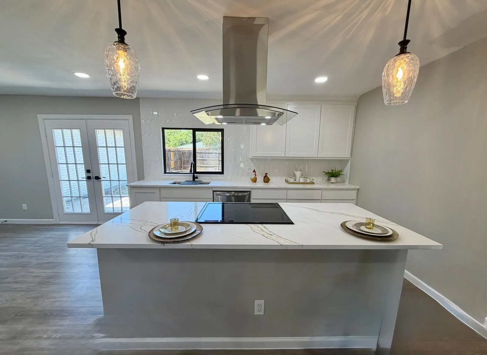Single Family Residence For Sale in Dallas County , 1810 Sandra Lane, Grand Prairie, Texas 75052, 3 Bedroom, 2 Bathroom, 2 Garage spaces, 1,756 Sqft, built in 1978, mls#21364601, Real Estate Agent in Grand Prairie, Homes For Sale in Dallas county, Homes For Sale in Grand Prairie, Realtor in Grand Prairie Texas, Real Estate Brokerage Independent Realty Texas, Luminita Cordes Realtor