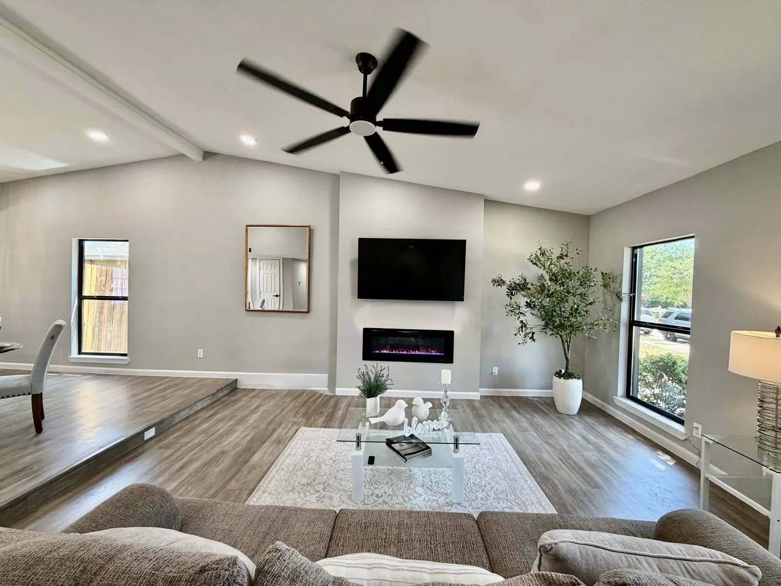 Bright and inviting space with vaulted ceilings