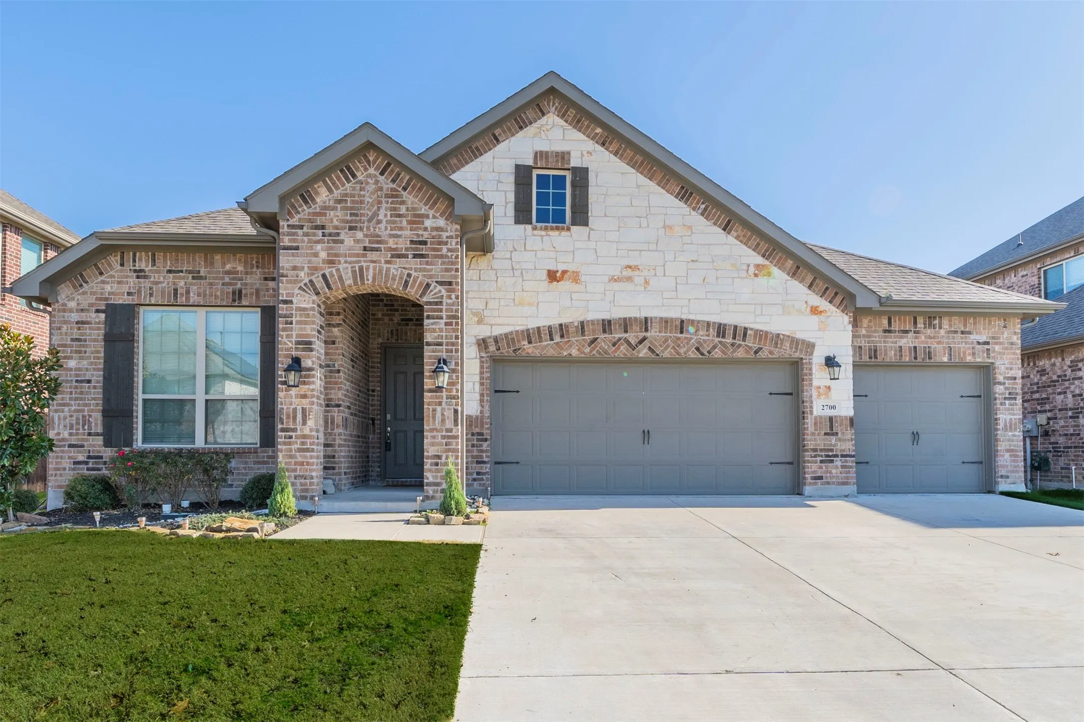 Single Family Residence For Sale in Denton County , 2700 Lakeside Drive, Providence Village, Texas 76227, 4 Bedroom, 2 Bathroom, 3 Garage spaces, 1,851 Sqft, built in 2020, mls#21362258, Real Estate Agent in Providence Village, Homes For Sale in Denton county, Homes For Sale in Providence Village, Realtor in Providence Village Texas, Real Estate Brokerage Independent Realty Texas, Luminita Cordes Realtor