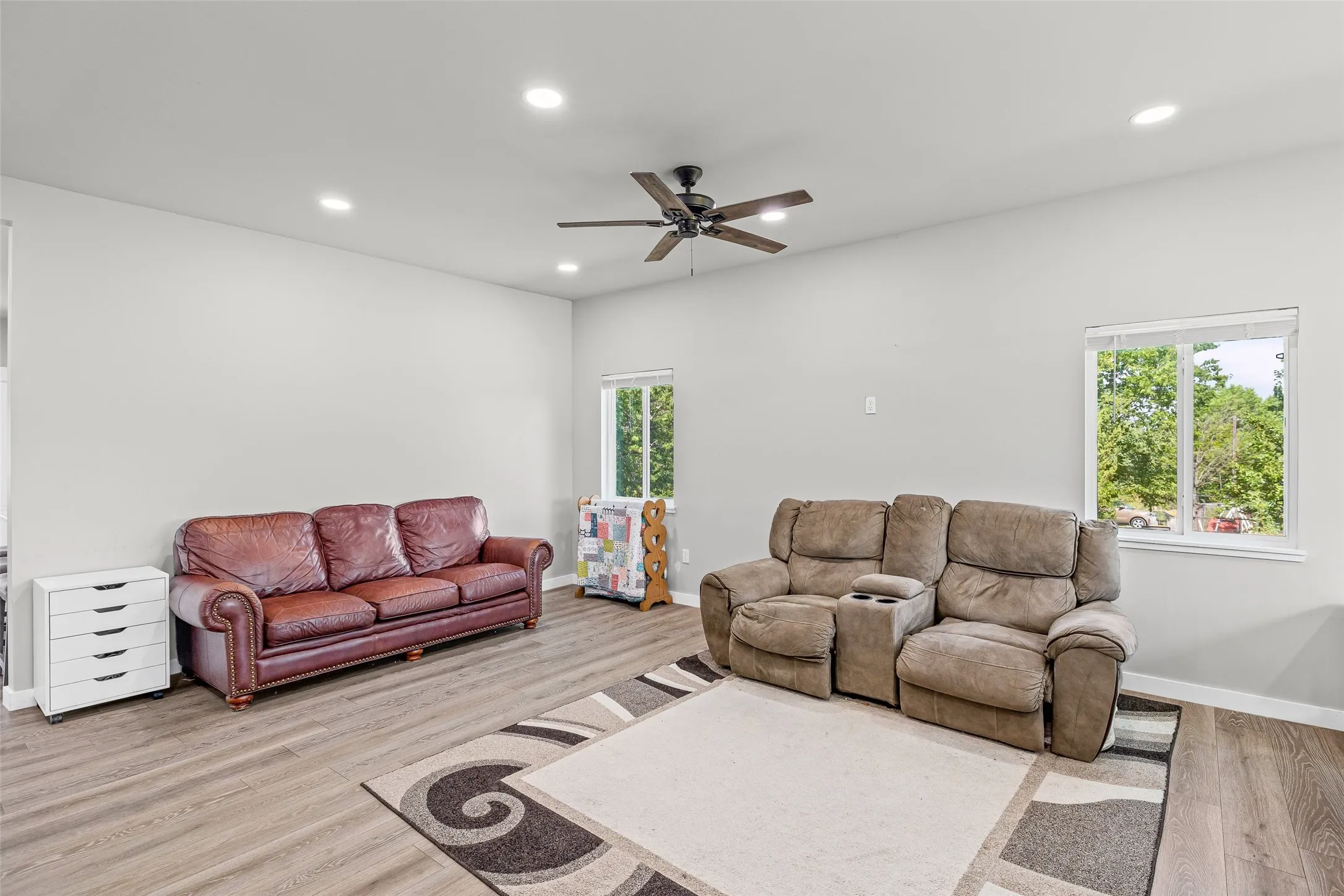 Single Family Residence For Sale in Hood County , 5908 Collins Court, Granbury, Texas 76048, 3 Bedroom, 2 Bathroom, 2 Garage spaces, 1,756 Sqft, built in 2024, mls#21364725, Real Estate Agent in Granbury, Homes For Sale in Hood county, Homes For Sale in Granbury, Realtor in Granbury Texas, Real Estate Brokerage Independent Realty Texas, Luminita Cordes Realtor