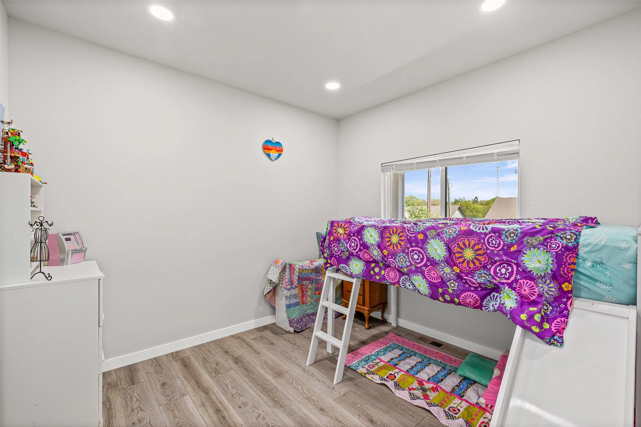 Single Family Residence For Sale in Hood County , 5908 Collins Court, Granbury, Texas 76048, 3 Bedroom, 2 Bathroom, 2 Garage spaces, 1,756 Sqft, built in 2024, mls#21364725, Real Estate Agent in Granbury, Homes For Sale in Hood county, Homes For Sale in Granbury, Realtor in Granbury Texas, Real Estate Brokerage Independent Realty Texas, Luminita Cordes Realtor