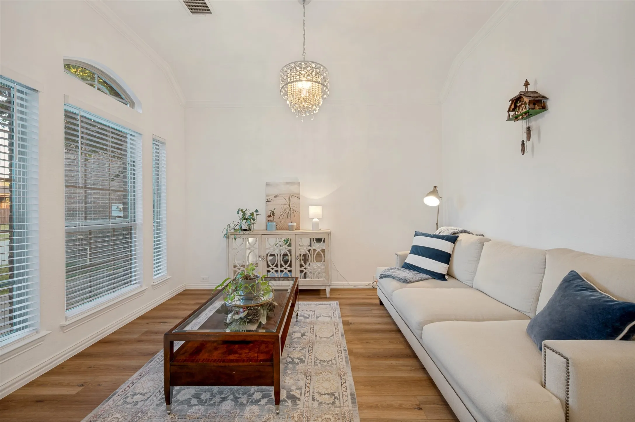 Single Family Residence For Sale in Collin County , 2511 Appaloosa Lane, Celina, Texas 75009, 3 Bedroom, 2 Bathroom, 2 Garage spaces, 2,050 Sqft, built in 2015, mls#21363799, Real Estate Agent in Celina, Homes For Sale in Collin county, Homes For Sale in Celina, Realtor in Celina Texas, Real Estate Brokerage Independent Realty Texas, Luminita Cordes Realtor