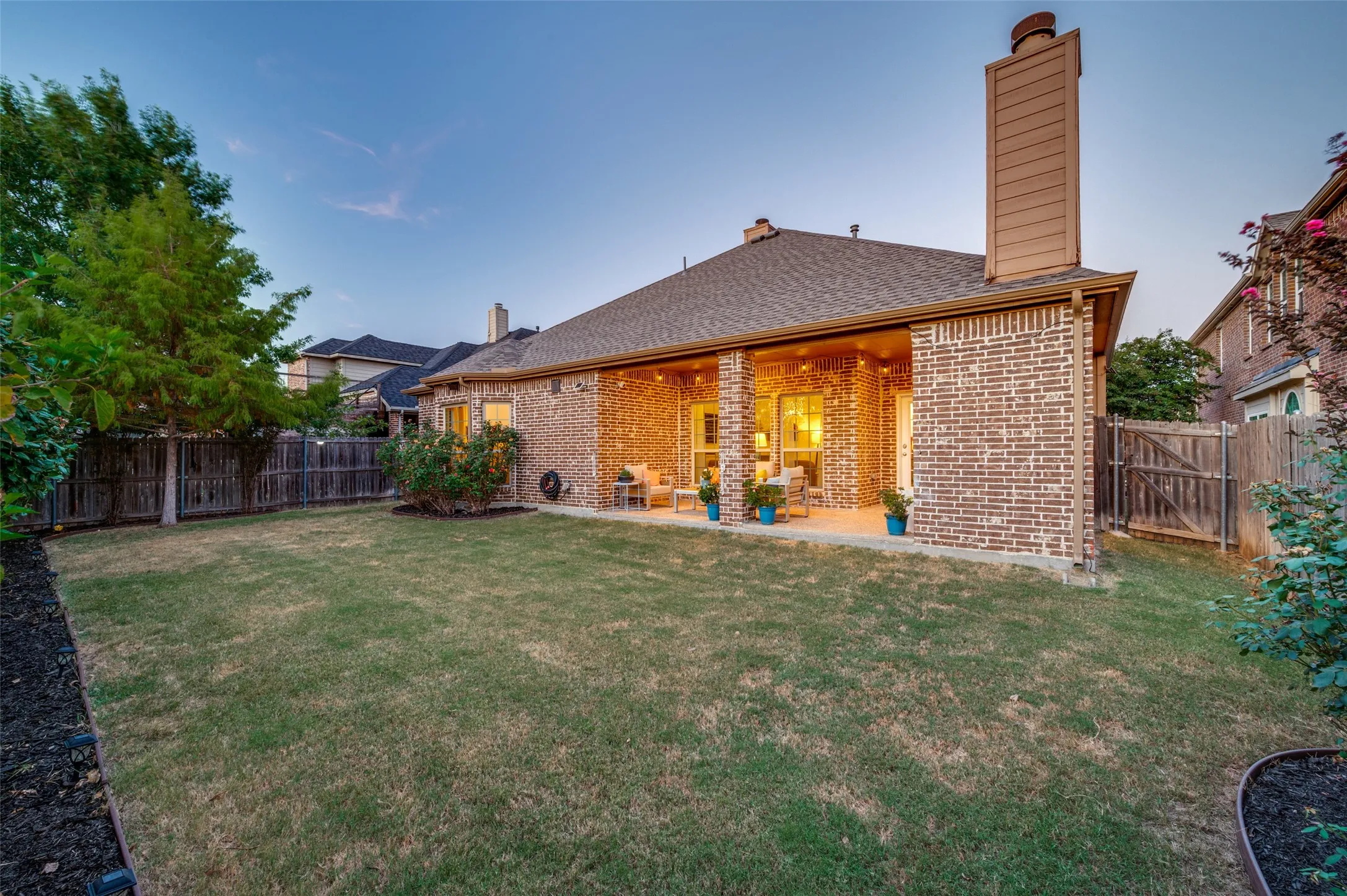 Single Family Residence For Sale in Collin County , 2511 Appaloosa Lane, Celina, Texas 75009, 3 Bedroom, 2 Bathroom, 2 Garage spaces, 2,050 Sqft, built in 2015, mls#21363799, Real Estate Agent in Celina, Homes For Sale in Collin county, Homes For Sale in Celina, Realtor in Celina Texas, Real Estate Brokerage Independent Realty Texas, Luminita Cordes Realtor