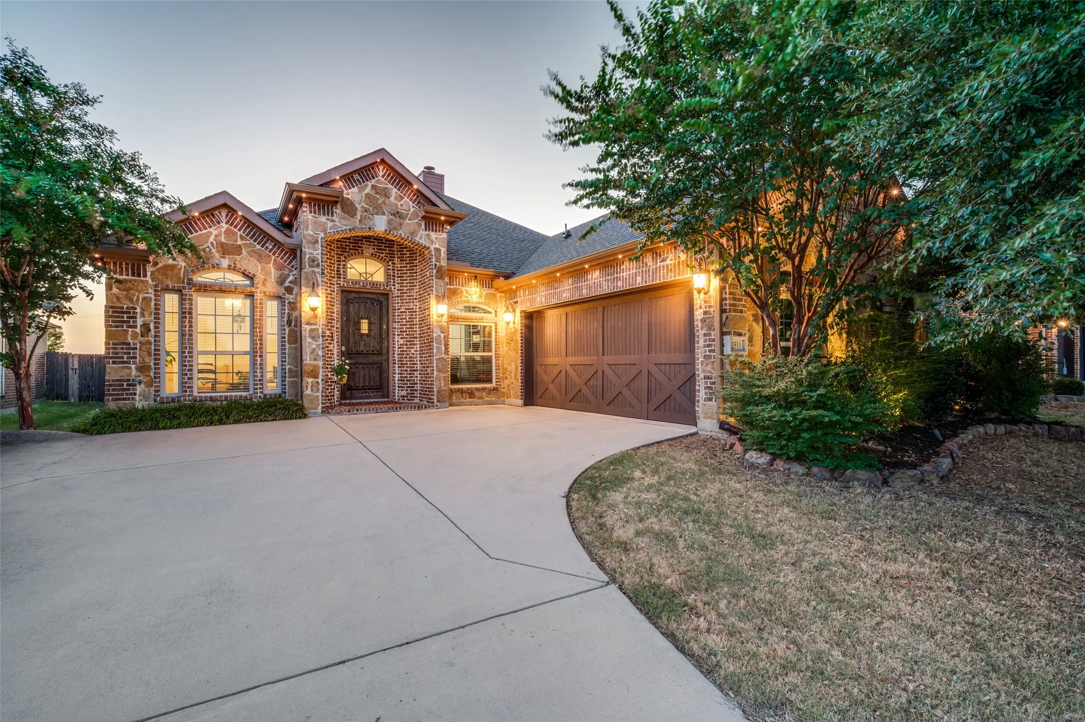 Single Family Residence For Sale in Collin County , 2511 Appaloosa Lane, Celina, Texas 75009, 3 Bedroom, 2 Bathroom, 2 Garage spaces, 2,050 Sqft, built in 2015, mls#21363799, Real Estate Agent in Celina, Homes For Sale in Collin county, Homes For Sale in Celina, Realtor in Celina Texas, Real Estate Brokerage Independent Realty Texas, Luminita Cordes Realtor