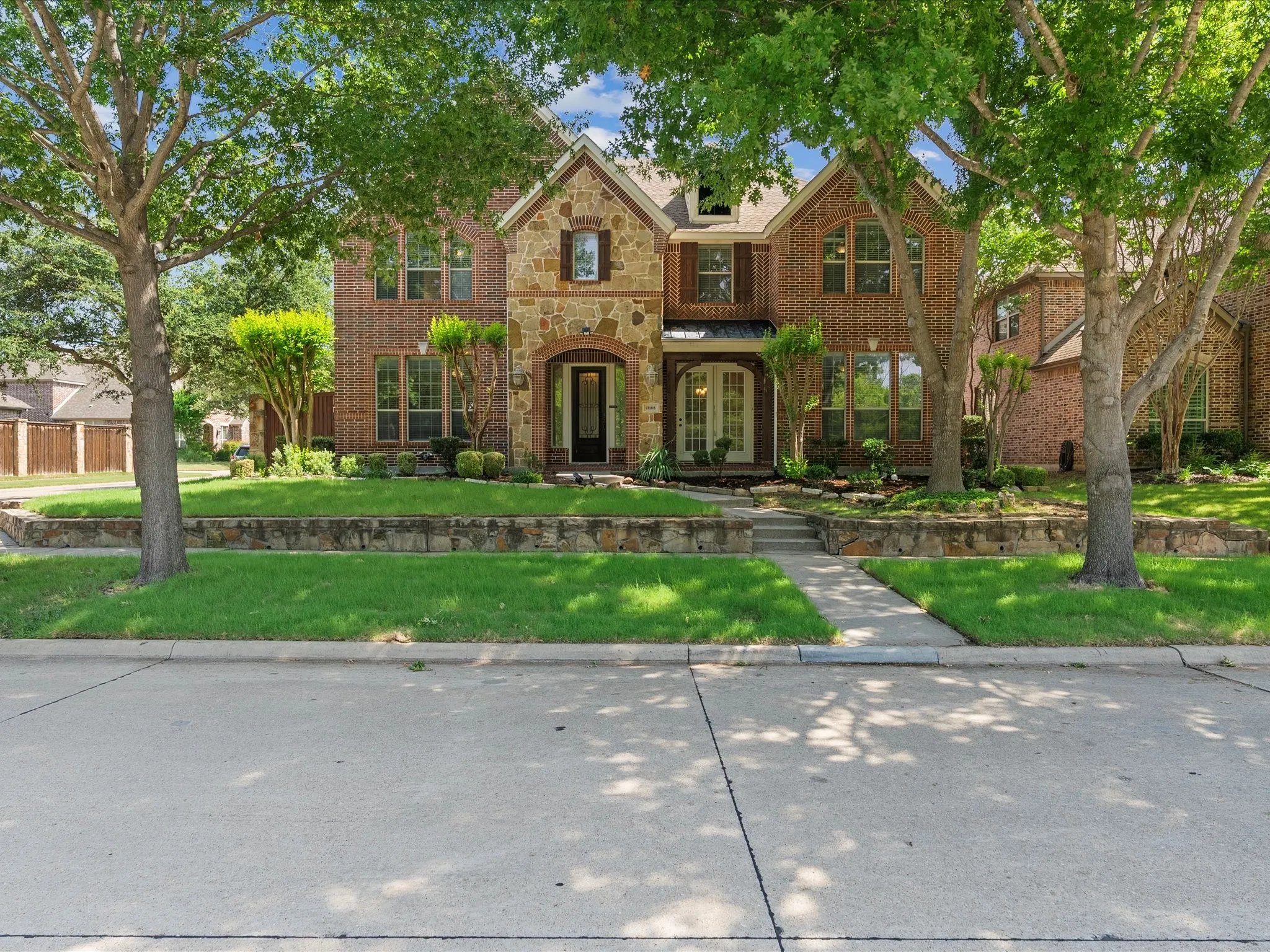Single Family Residence For Rent in Collin County , 13108 Lyndhurst Drive, Frisco, Texas 75035, 6 Bedroom, 4 Bathroom, 3 Garage spaces, 4,523 Sqft, built in 2008, mls#21362738, Real Estate Agent in Frisco, Homes For Rent in Collin county, Homes For Rent in Frisco, Realtor in Frisco Texas, Real Estate Brokerage Independent Realty Texas, Luminita Cordes Realtor
