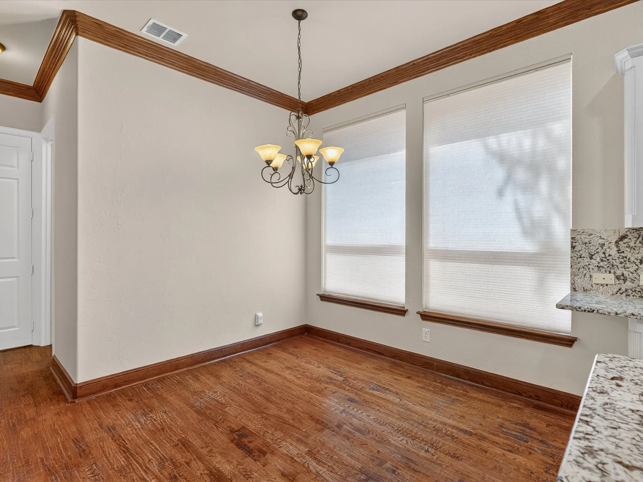 Single Family Residence For Rent in Collin County , 13108 Lyndhurst Drive, Frisco, Texas 75035, 6 Bedroom, 4 Bathroom, 3 Garage spaces, 4,523 Sqft, built in 2008, mls#21362738, Real Estate Agent in Frisco, Homes For Rent in Collin county, Homes For Rent in Frisco, Realtor in Frisco Texas, Real Estate Brokerage Independent Realty Texas, Luminita Cordes Realtor