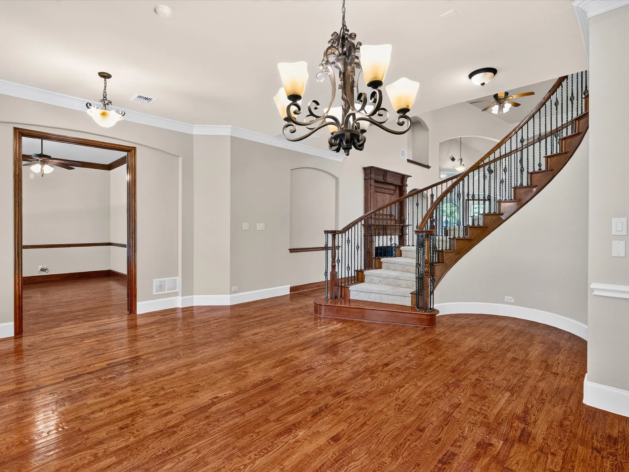 Single Family Residence For Rent in Collin County , 13108 Lyndhurst Drive, Frisco, Texas 75035, 6 Bedroom, 4 Bathroom, 3 Garage spaces, 4,523 Sqft, built in 2008, mls#21362738, Real Estate Agent in Frisco, Homes For Rent in Collin county, Homes For Rent in Frisco, Realtor in Frisco Texas, Real Estate Brokerage Independent Realty Texas, Luminita Cordes Realtor