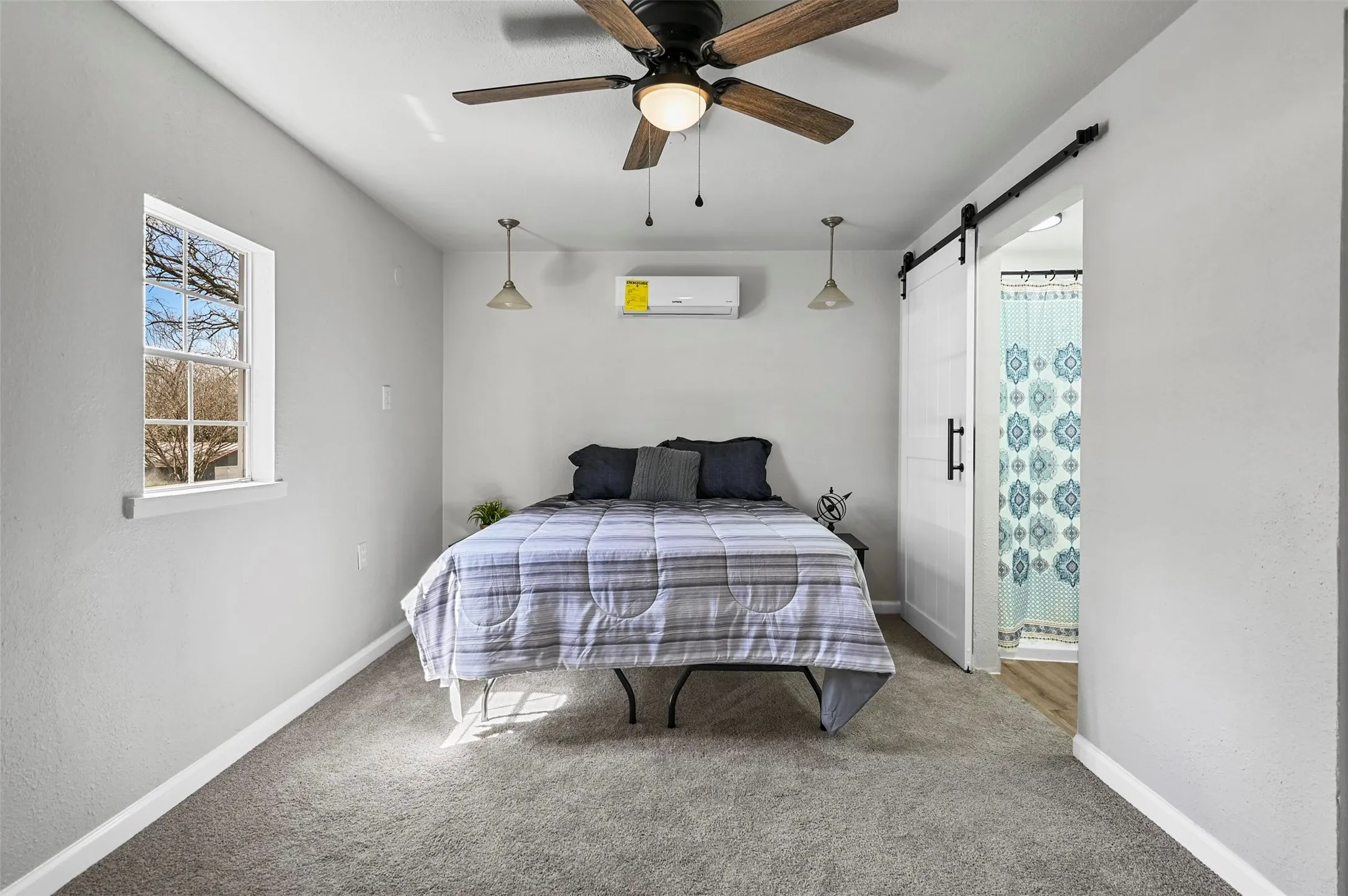 Single Family Residence For Sale in Johnson County , 88 Live Oak Street, Alvarado, Texas 76009, 1 Bedroom, 2 Bathroom, Garage spaces, 924 Sqft, built in 1985, Price $138,000, mls#21350304, Real Estate Agent in Alvarado, Homes For Sale in Johnson county, Homes For Sale in Alvarado, Realtor in Alvarado Texas, Real Estate Brokerage Independent Realty Texas, Luminita Cordes Realtor