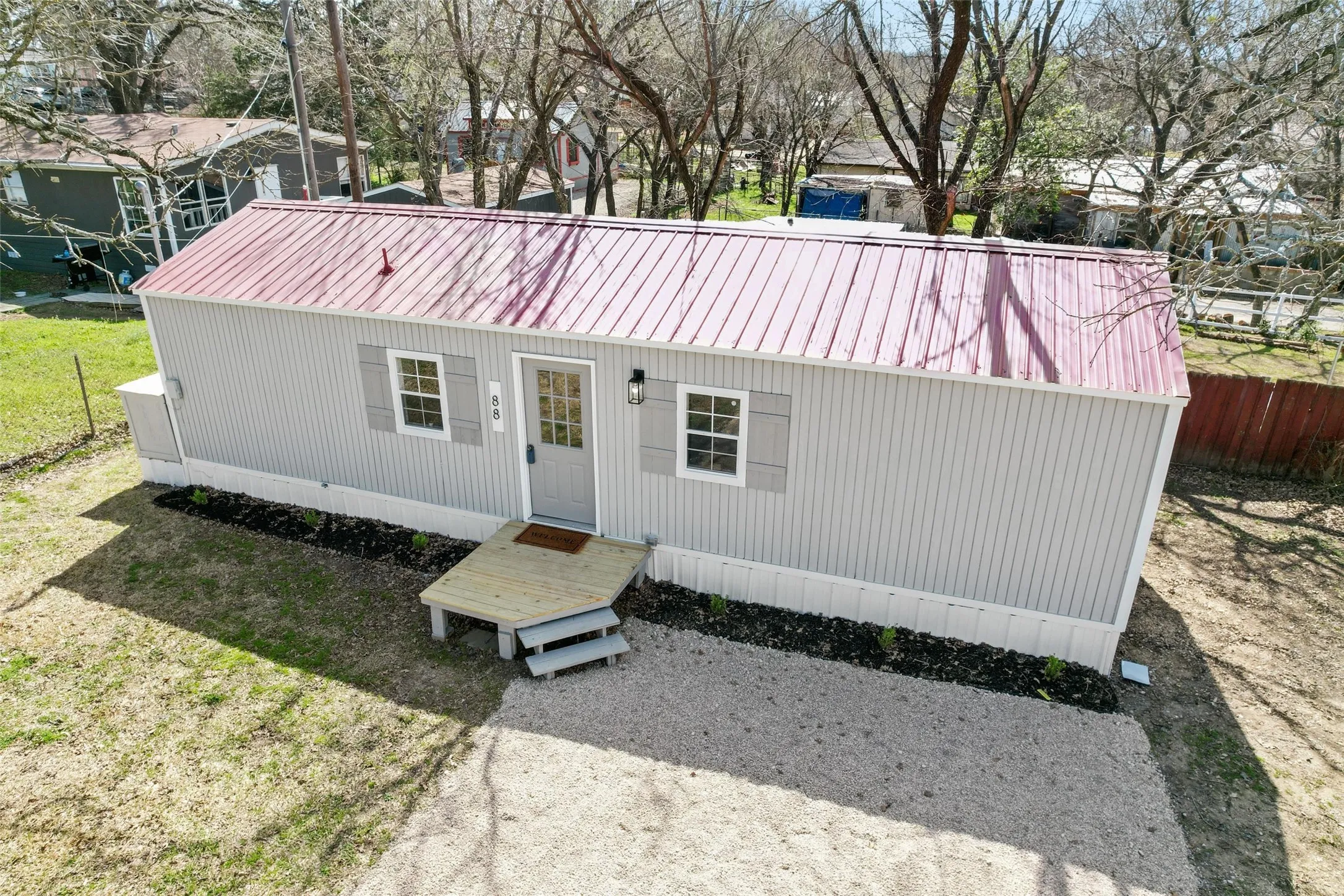 Single Family Residence For Sale in Johnson County , 88 Live Oak Street, Alvarado, Texas 76009, 1 Bedroom, 2 Bathroom, Garage spaces, 924 Sqft, built in 1985, Price $138,000, mls#21350304, Real Estate Agent in Alvarado, Homes For Sale in Johnson county, Homes For Sale in Alvarado, Realtor in Alvarado Texas, Real Estate Brokerage Independent Realty Texas, Luminita Cordes Realtor