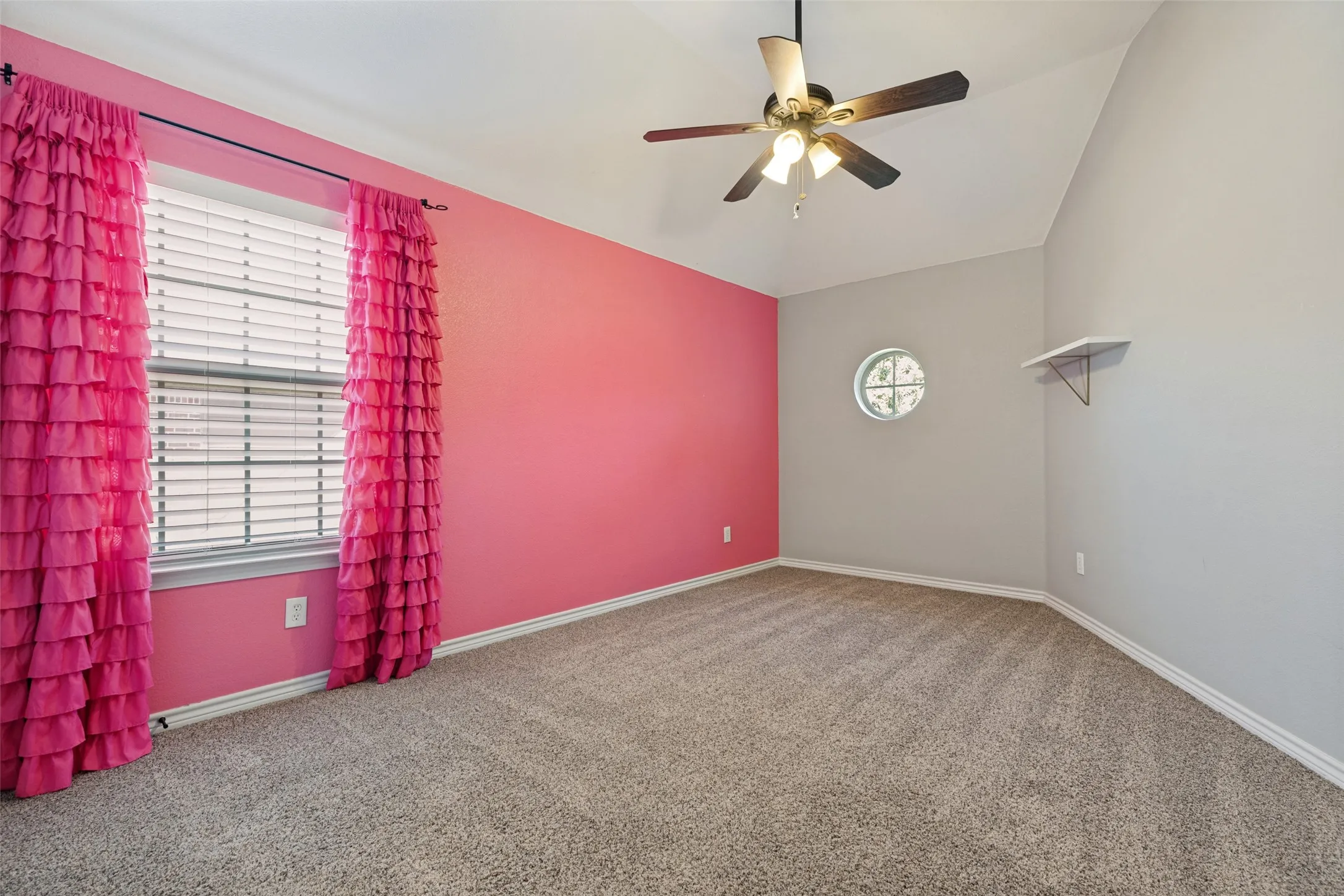 Single Family Residence For Sale in Collin County , 881 Twin Buttes Drive, Prosper, Texas 75078, 5 Bedroom, 4 Bathroom, 3 Garage spaces, 4,165 Sqft, built in 2012, mls#21364736, Real Estate Agent in Prosper, Homes For Sale in Collin county, Homes For Sale in Prosper, Realtor in Prosper Texas, Real Estate Brokerage Independent Realty Texas, Luminita Cordes Realtor