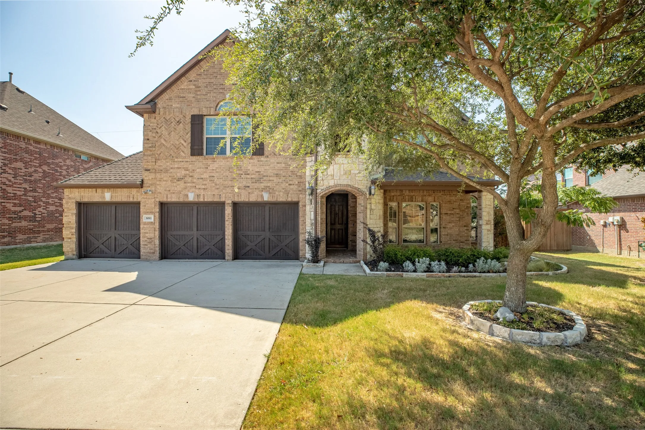 Single Family Residence For Sale in Collin County , 881 Twin Buttes Drive, Prosper, Texas 75078, 5 Bedroom, 4 Bathroom, 3 Garage spaces, 4,165 Sqft, built in 2012, mls#21364736, Real Estate Agent in Prosper, Homes For Sale in Collin county, Homes For Sale in Prosper, Realtor in Prosper Texas, Real Estate Brokerage Independent Realty Texas, Luminita Cordes Realtor
