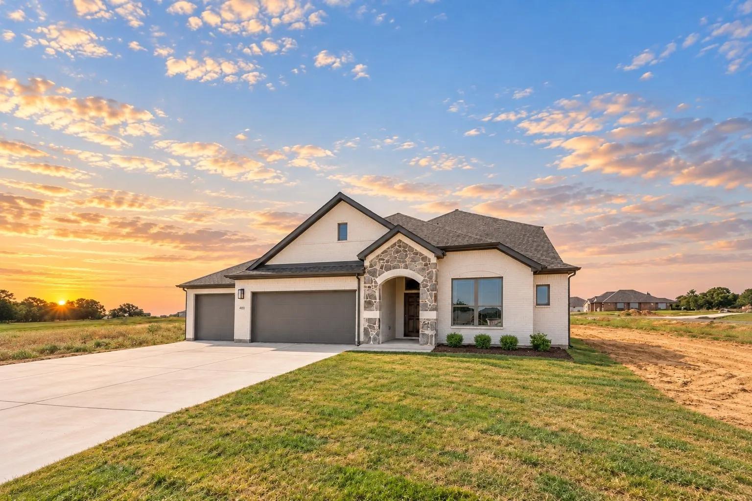 Single Family Residence For Sale in Parker County , 400 Mc Alpine, Springtown, Texas 76082, 5 Bedroom, 3 Bathroom, 3 Garage spaces, 2,738 Sqft, built in 2026, mls#21364628, Real Estate Agent in Springtown, Homes For Sale in Parker county, Homes For Sale in Springtown, Realtor in Springtown Texas, Real Estate Brokerage Independent Realty Texas, Luminita Cordes Realtor