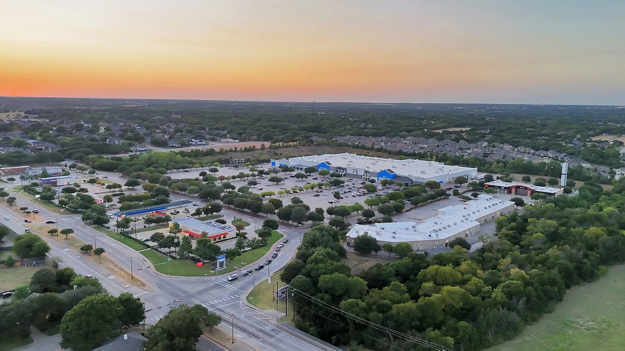 Single Family Residence For Sale in Dallas County , 241 S Young Boulevard, De Soto, Texas 75115, 3 Bedroom, 2 Bathroom, 2 Garage spaces, 1,712 Sqft, built in 1979, mls#21364742, Real Estate Agent in De Soto, Homes For Sale in Dallas county, Homes For Sale in De Soto, Realtor in De Soto Texas, Real Estate Brokerage Independent Realty Texas, Luminita Cordes Realtor