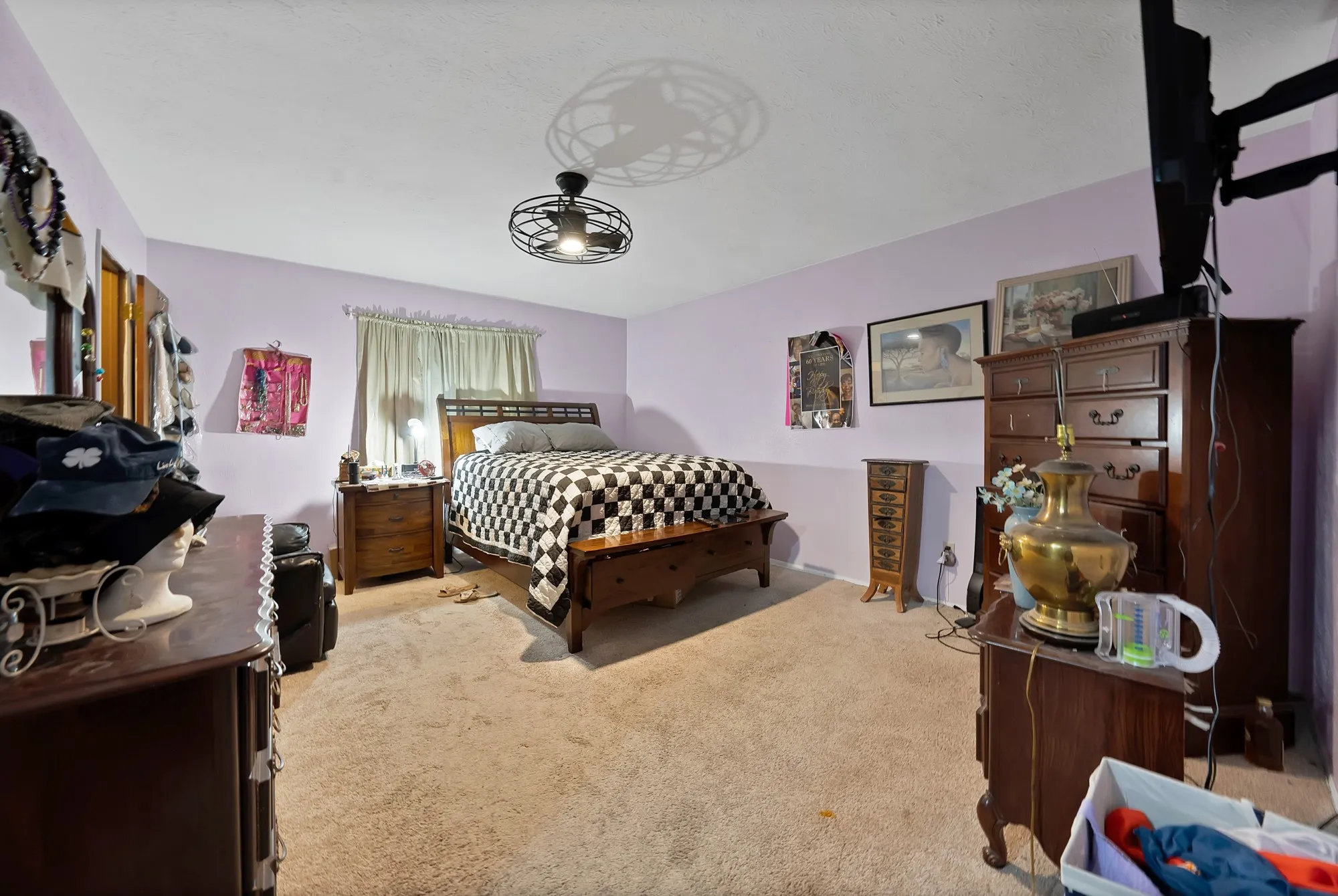 Single Family Residence For Sale in Dallas County , 241 S Young Boulevard, De Soto, Texas 75115, 3 Bedroom, 2 Bathroom, 2 Garage spaces, 1,712 Sqft, built in 1979, mls#21364742, Real Estate Agent in De Soto, Homes For Sale in Dallas county, Homes For Sale in De Soto, Realtor in De Soto Texas, Real Estate Brokerage Independent Realty Texas, Luminita Cordes Realtor