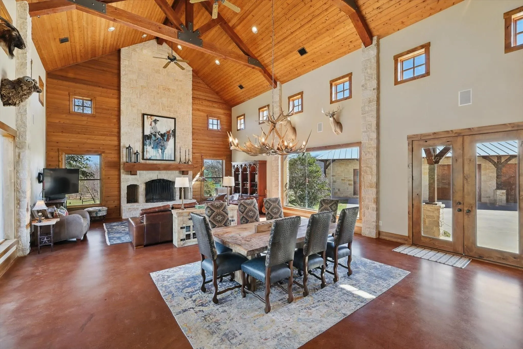 Single Family Residence For Sale in Parker County , 133 E Bozeman Lane, Fort Worth, Texas 76108, 4 Bedroom, 5 Bathroom, 4 Garage spaces, 5,693 Sqft, built in 2008, mls#21364743, Real Estate Agent in Fort Worth, Homes For Sale in Parker county, Homes For Sale in Fort Worth, Realtor in Fort Worth Texas, Real Estate Brokerage Independent Realty Texas, Luminita Cordes Realtor