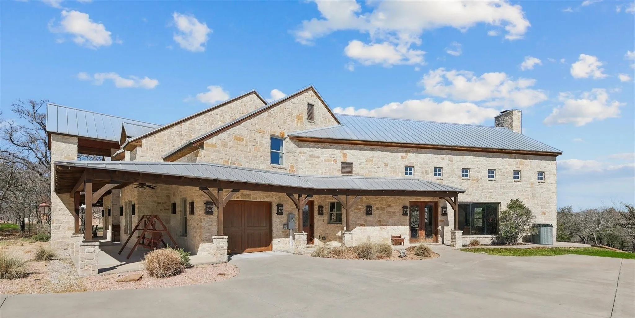Single Family Residence For Sale in Parker County , 133 E Bozeman Lane, Fort Worth, Texas 76108, 4 Bedroom, 5 Bathroom, 4 Garage spaces, 5,693 Sqft, built in 2008, mls#21364743, Real Estate Agent in Fort Worth, Homes For Sale in Parker county, Homes For Sale in Fort Worth, Realtor in Fort Worth Texas, Real Estate Brokerage Independent Realty Texas, Luminita Cordes Realtor