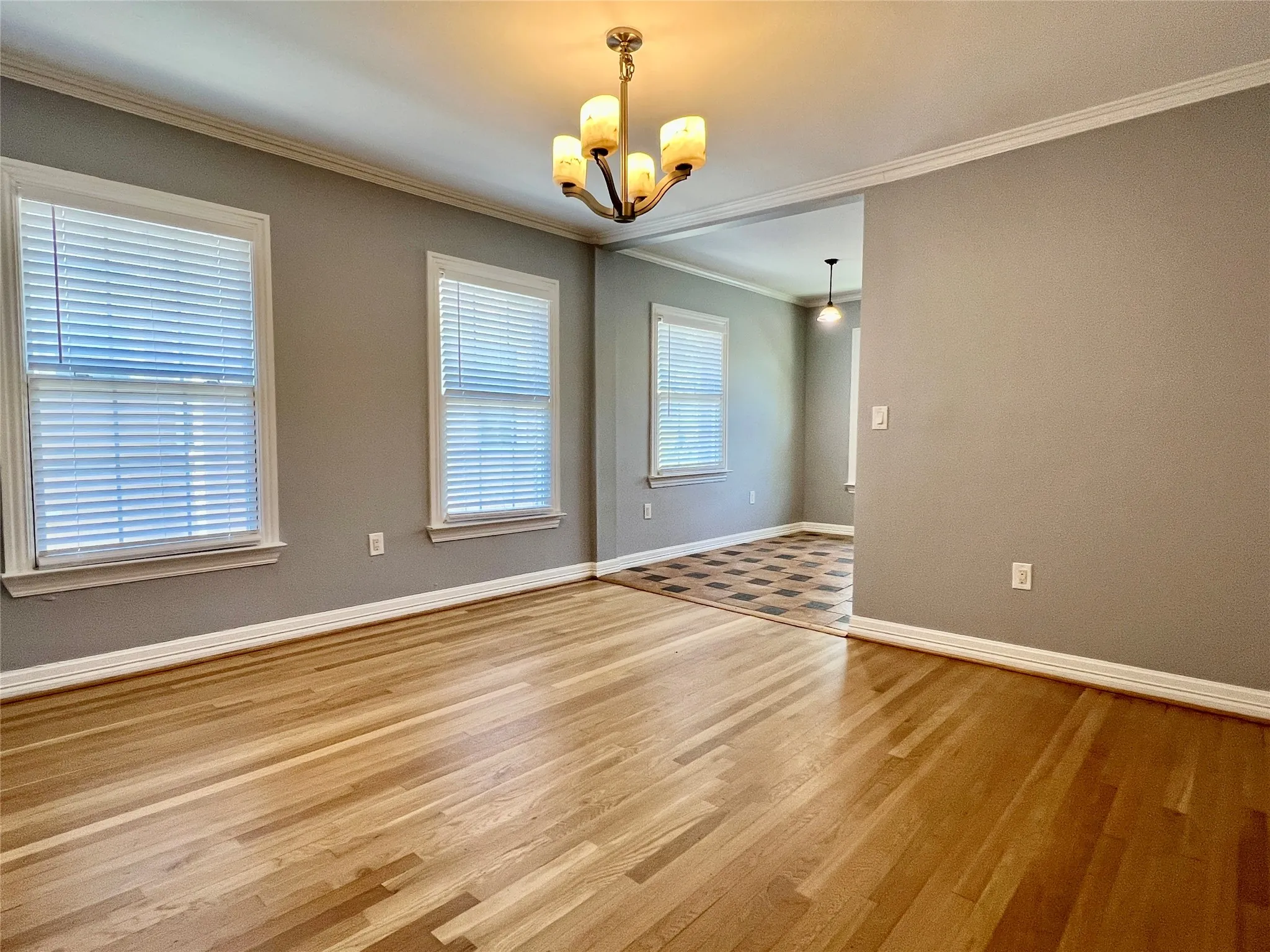 Duplex For Rent in Dallas County , 6017 La Vista Drive, Dallas, Texas 75214, 2 Bedroom, 2 Bathroom, 2 Garage spaces, 1,248 Sqft, built in 1935, mls#21364460, Real Estate Agent in Dallas, Homes For Rent in Dallas county, Homes For Rent in Dallas, Realtor in Dallas Texas, Real Estate Brokerage Independent Realty Texas, Luminita Cordes Realtor