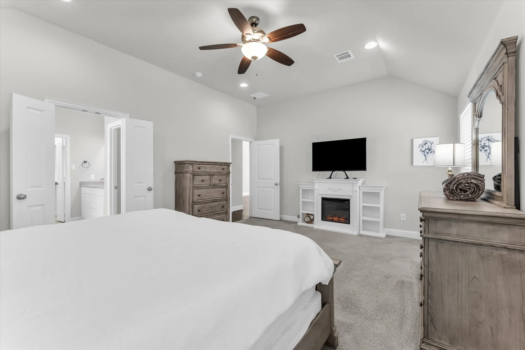 Single Family Residence For Sale in Mc Lennan County , 509 Paso Fino Street, Waco, Texas 76706, 3 Bedroom, 2 Bathroom, 2 Garage spaces, 1,751 Sqft, built in 2021, mls#21358355, Real Estate Agent in Waco, Homes For Sale in Mc Lennan county, Homes For Sale in Waco, Realtor in Waco Texas, Real Estate Brokerage Independent Realty Texas, Luminita Cordes Realtor