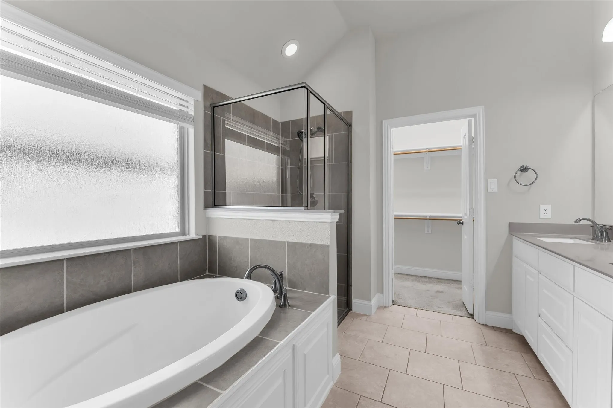 Single Family Residence For Sale in Mc Lennan County , 509 Paso Fino Street, Waco, Texas 76706, 3 Bedroom, 2 Bathroom, 2 Garage spaces, 1,751 Sqft, built in 2021, mls#21358355, Real Estate Agent in Waco, Homes For Sale in Mc Lennan county, Homes For Sale in Waco, Realtor in Waco Texas, Real Estate Brokerage Independent Realty Texas, Luminita Cordes Realtor