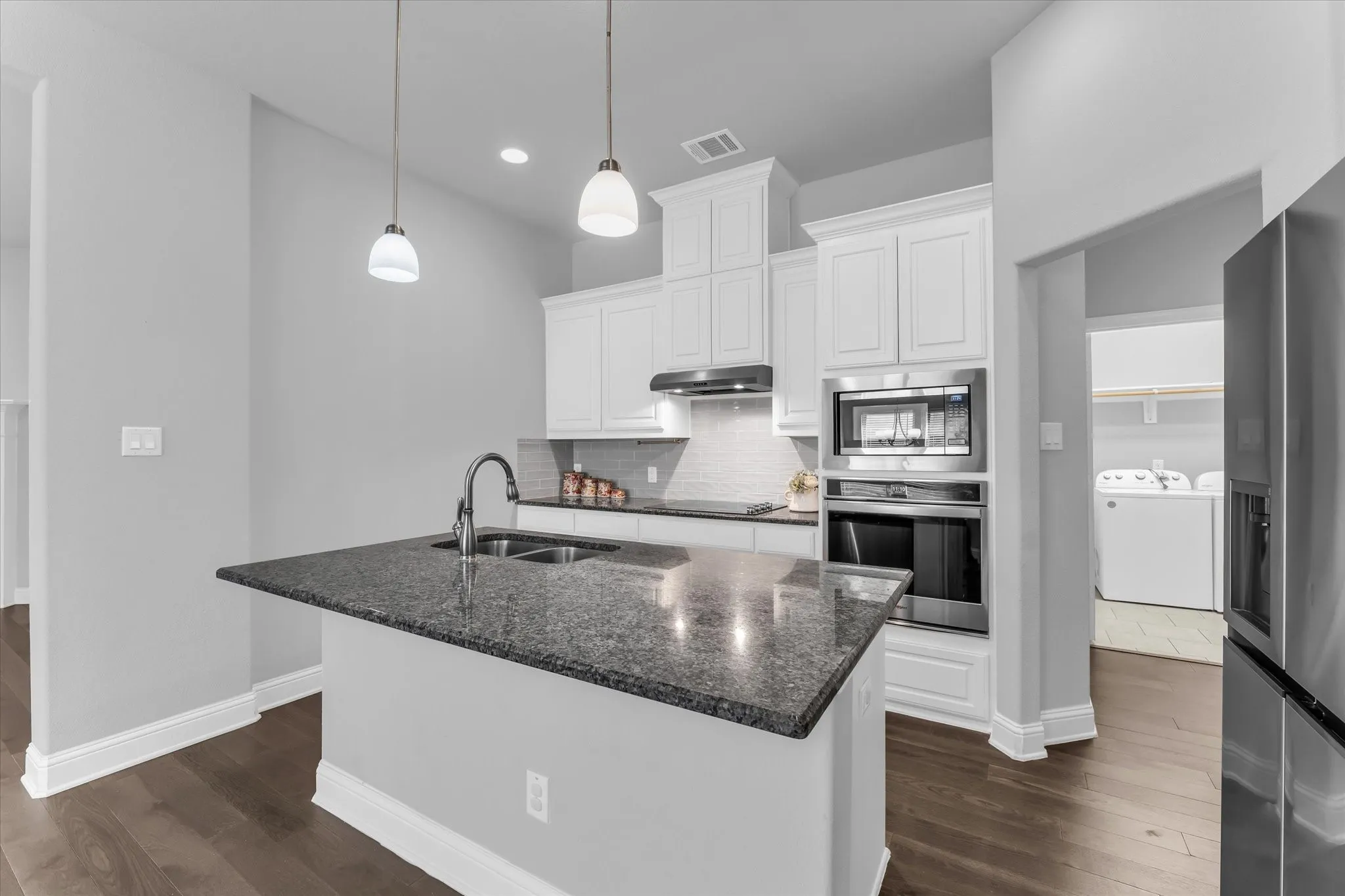 Single Family Residence For Sale in Mc Lennan County , 509 Paso Fino Street, Waco, Texas 76706, 3 Bedroom, 2 Bathroom, 2 Garage spaces, 1,751 Sqft, built in 2021, mls#21358355, Real Estate Agent in Waco, Homes For Sale in Mc Lennan county, Homes For Sale in Waco, Realtor in Waco Texas, Real Estate Brokerage Independent Realty Texas, Luminita Cordes Realtor