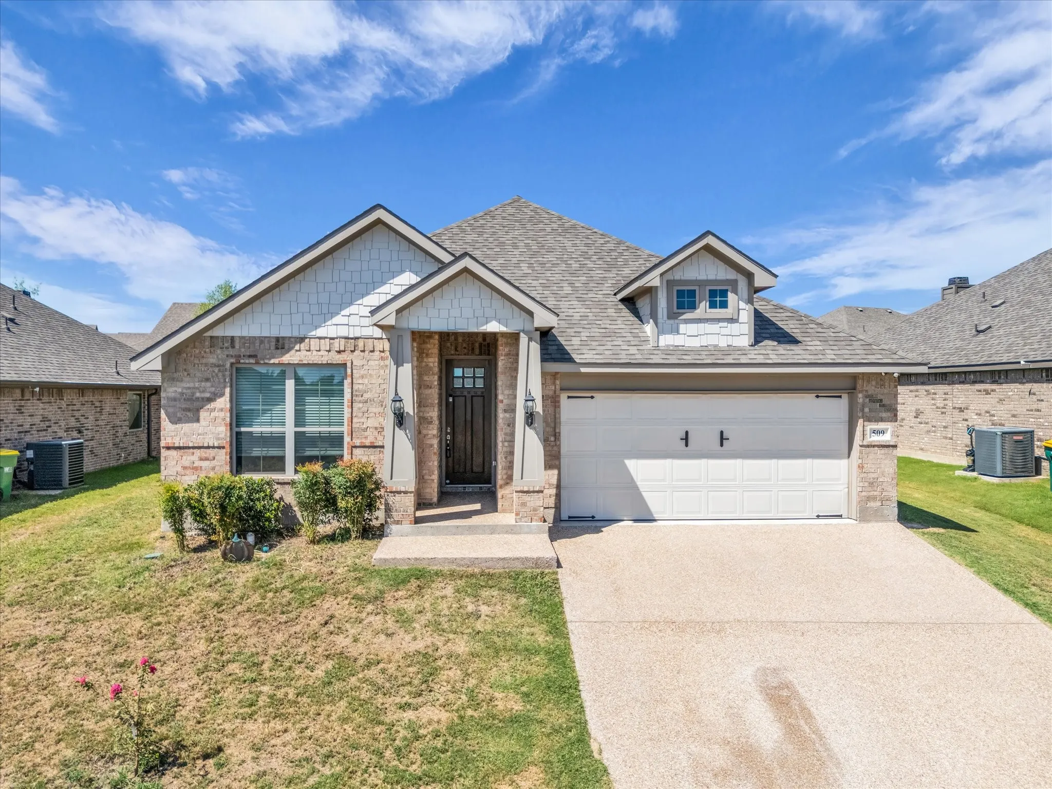 Single Family Residence For Sale in Mc Lennan County , 509 Paso Fino Street, Waco, Texas 76706, 3 Bedroom, 2 Bathroom, 2 Garage spaces, 1,751 Sqft, built in 2021, mls#21358355, Real Estate Agent in Waco, Homes For Sale in Mc Lennan county, Homes For Sale in Waco, Realtor in Waco Texas, Real Estate Brokerage Independent Realty Texas, Luminita Cordes Realtor