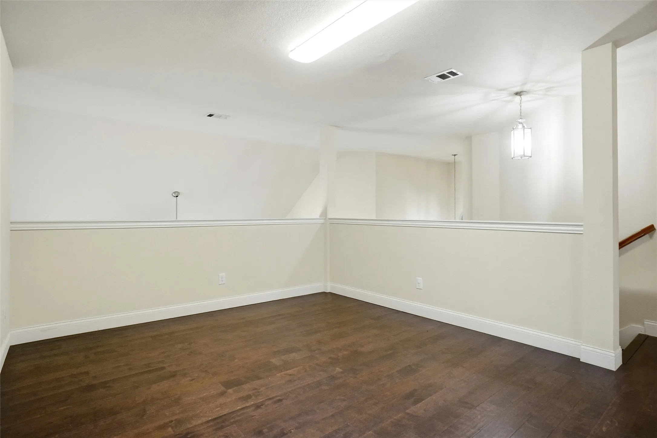 Single Family Residence For Sale in Denton County , 8431 Firewheel Lane, Frisco, Texas 75036, 4 Bedroom, 3 Bathroom, 2 Garage spaces, 2,621 Sqft, built in 2004, mls#21364729, Real Estate Agent in Frisco, Homes For Sale in Denton county, Homes For Sale in Frisco, Realtor in Frisco Texas, Real Estate Brokerage Independent Realty Texas, Luminita Cordes Realtor