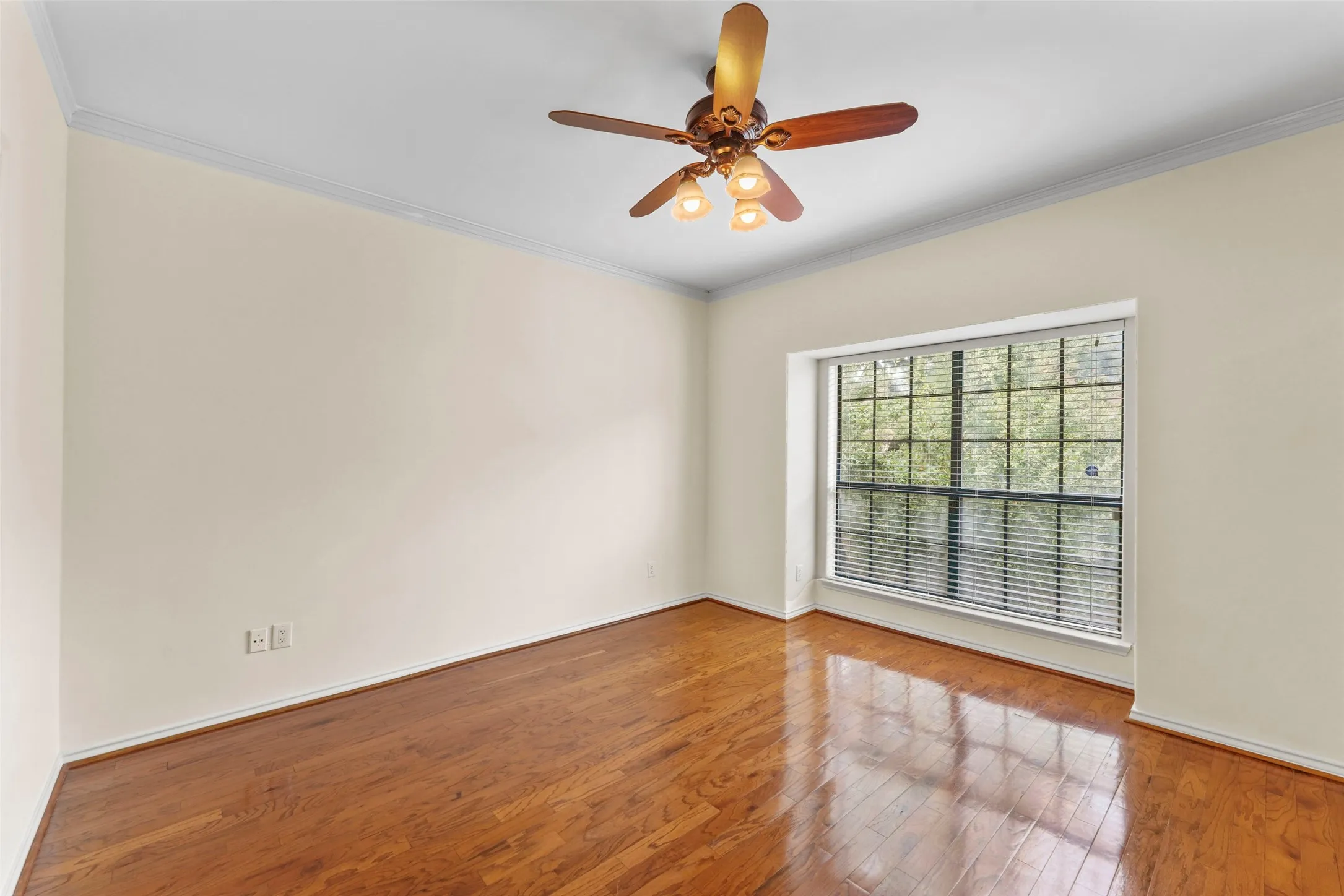 Condominium For Sale in Dallas County , 5619 Preston Oaks Road 505, Dallas, Texas 75254, 1 Bedroom, 1 Bathroom, 1 Garage spaces, 710 Sqft, built in 1983, mls#21362277, Real Estate Agent in Dallas, Homes For Sale in Dallas county, Homes For Sale in Dallas, Realtor in Dallas Texas, Real Estate Brokerage Independent Realty Texas, Luminita Cordes Realtor