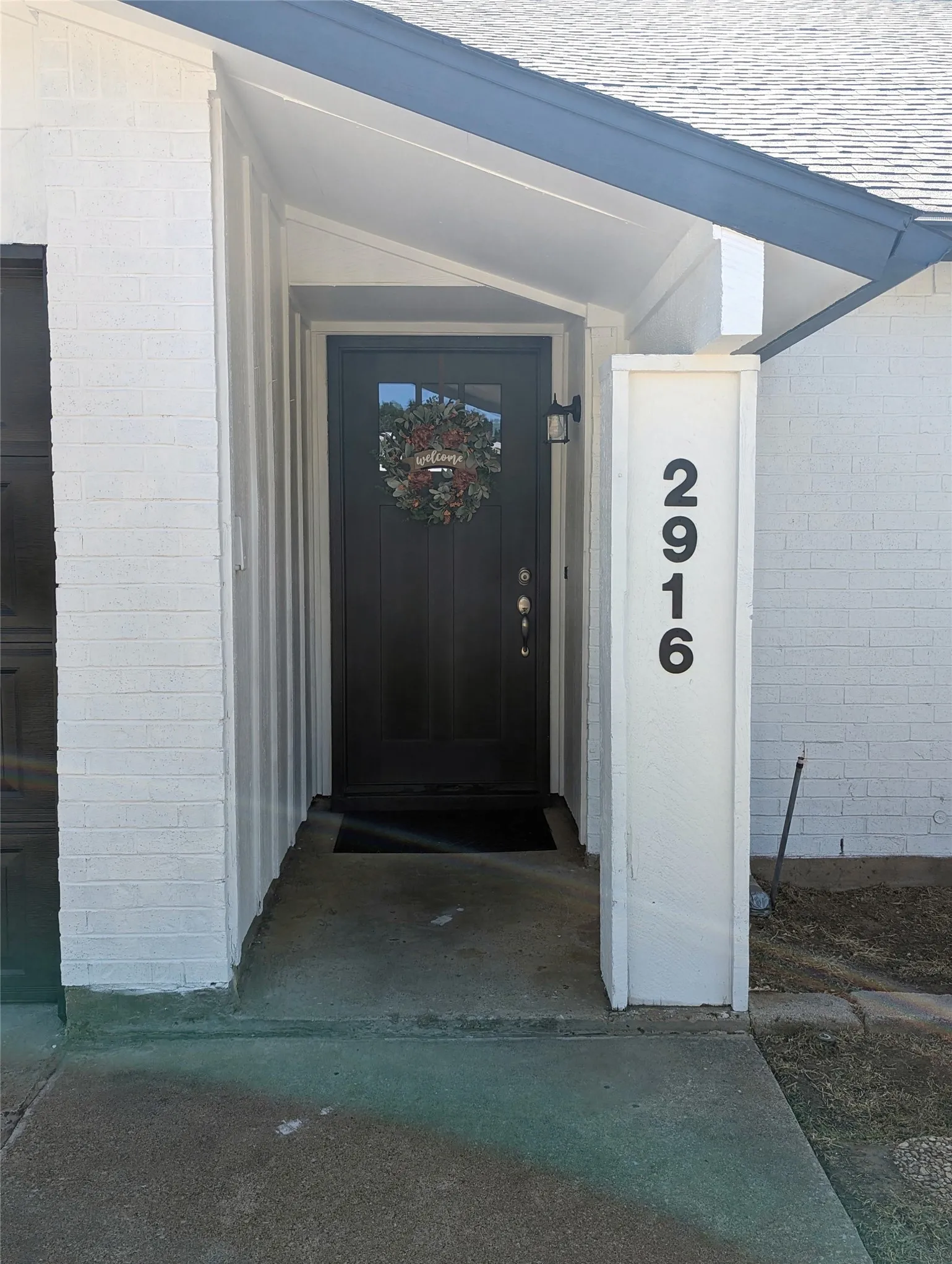 Single Family Residence For Sale in Tarrant County , 2916 Woodbridge Drive, Bedford, Texas 76021, 3 Bedroom, 2 Bathroom, 2 Garage spaces, 1,788 Sqft, built in 1980, mls#21361108, Real Estate Agent in Bedford, Homes For Sale in Tarrant county, Homes For Sale in Bedford, Realtor in Bedford Texas, Real Estate Brokerage Independent Realty Texas, Luminita Cordes Realtor