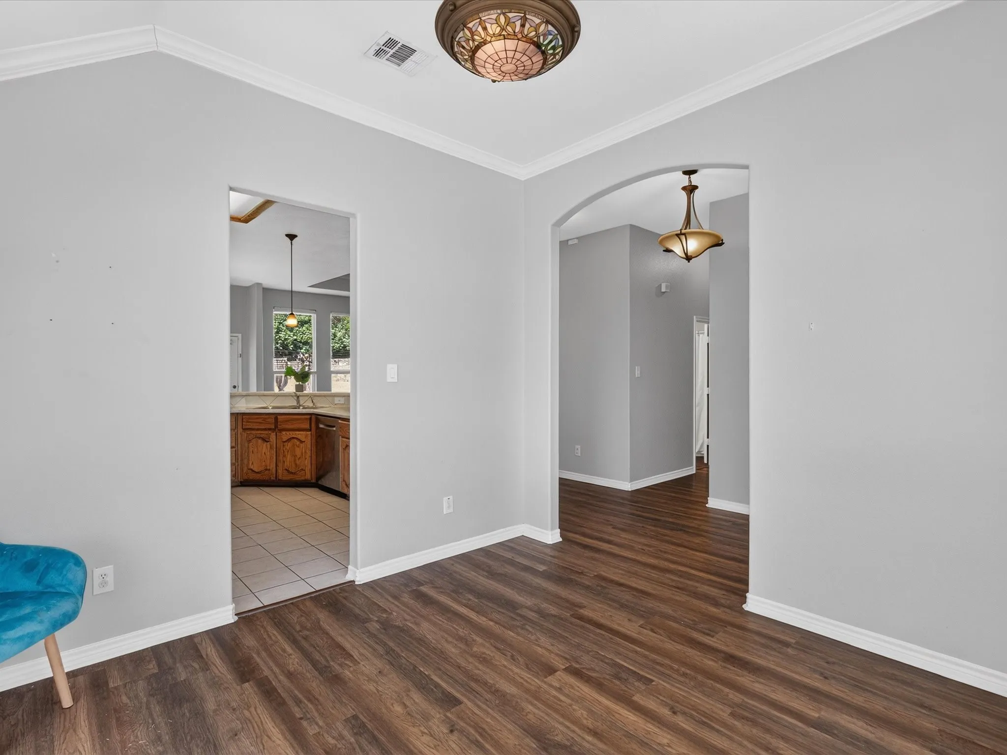 Single Family Residence For Sale in Rockwall County , 1305 Clear Meadow Court, Rockwall, Texas 75087, 3 Bedroom, 2 Bathroom, 2 Garage spaces, 1,971 Sqft, built in 2005, mls#21363564, Real Estate Agent in Rockwall, Homes For Sale in Rockwall county, Homes For Sale in Rockwall, Realtor in Rockwall Texas, Real Estate Brokerage Independent Realty Texas, Luminita Cordes Realtor