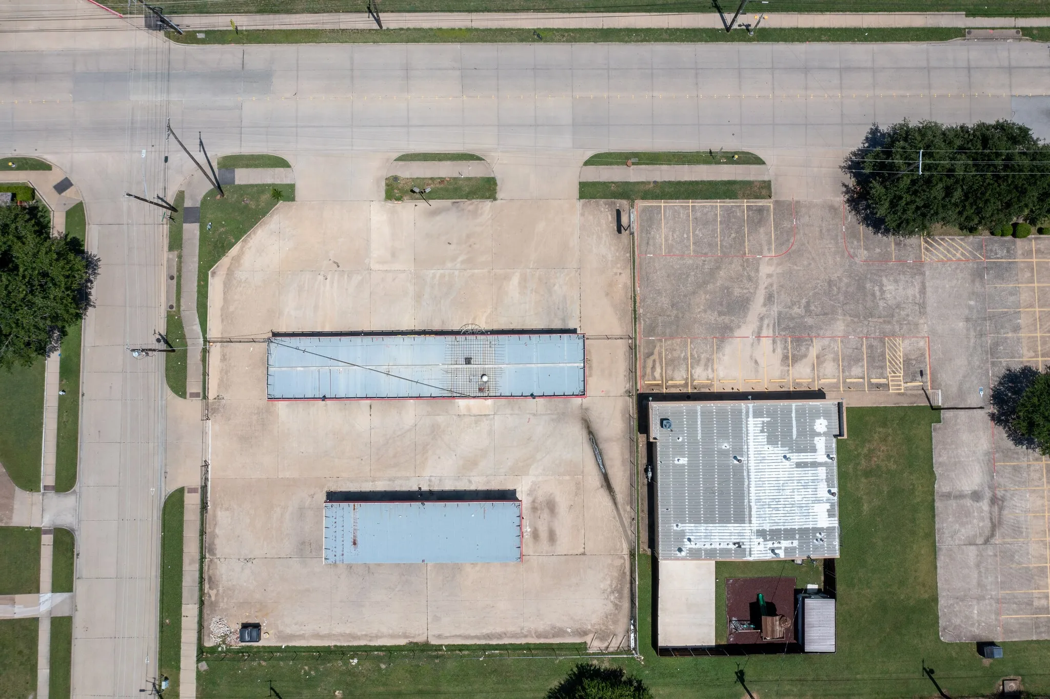 Retail For Sale in Dallas County , 2115 Dairy Road, Garland, Texas 75041, 0, 0, Garage spaces, 0 Sqft, built in 1991, Price $450,000, mls#21363867, Real Estate Agent in Garland, Homes For Sale in Dallas county, Homes For Sale in Garland, Realtor in Garland Texas, Real Estate Brokerage Independent Realty Texas, Luminita Cordes Realtor