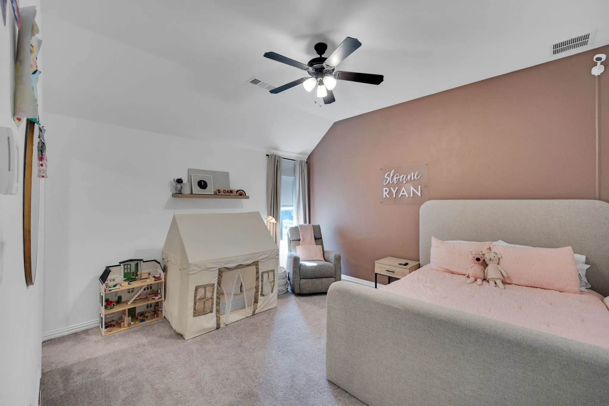Single Family Residence For Sale in Denton County , 1749 Dartmoor Drive, Carrollton, Texas 75010, 4 Bedroom, 3 Bathroom, 2 Garage spaces, 2,705 Sqft, built in 2021, mls#21364771, Real Estate Agent in Carrollton, Homes For Sale in Denton county, Homes For Sale in Carrollton, Realtor in Carrollton Texas, Real Estate Brokerage Independent Realty Texas, Luminita Cordes Realtor