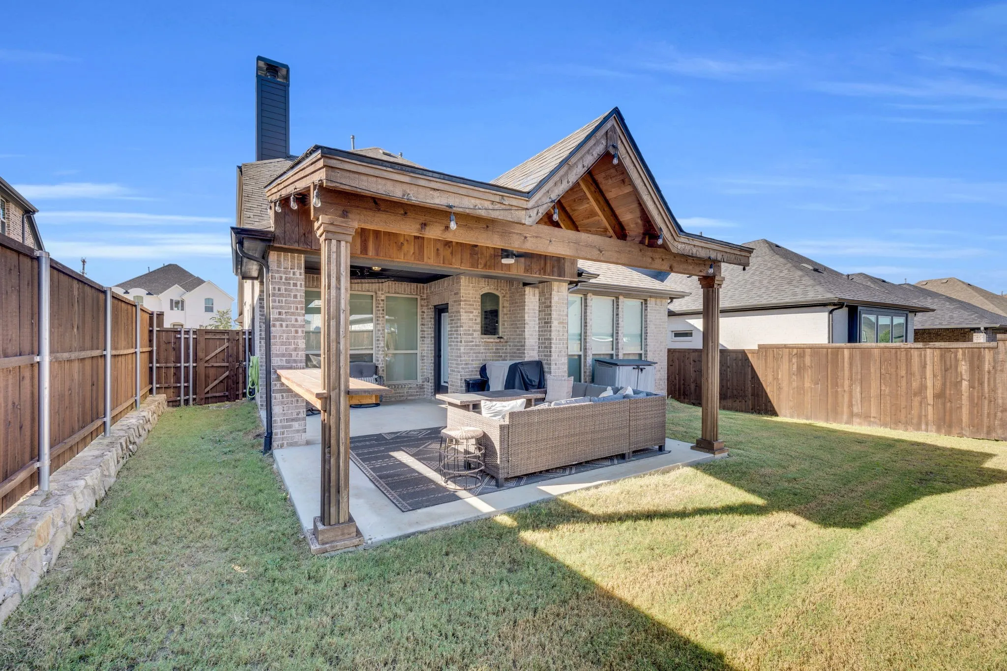Single Family Residence For Sale in Denton County , 1749 Dartmoor Drive, Carrollton, Texas 75010, 4 Bedroom, 3 Bathroom, 2 Garage spaces, 2,705 Sqft, built in 2021, mls#21364771, Real Estate Agent in Carrollton, Homes For Sale in Denton county, Homes For Sale in Carrollton, Realtor in Carrollton Texas, Real Estate Brokerage Independent Realty Texas, Luminita Cordes Realtor