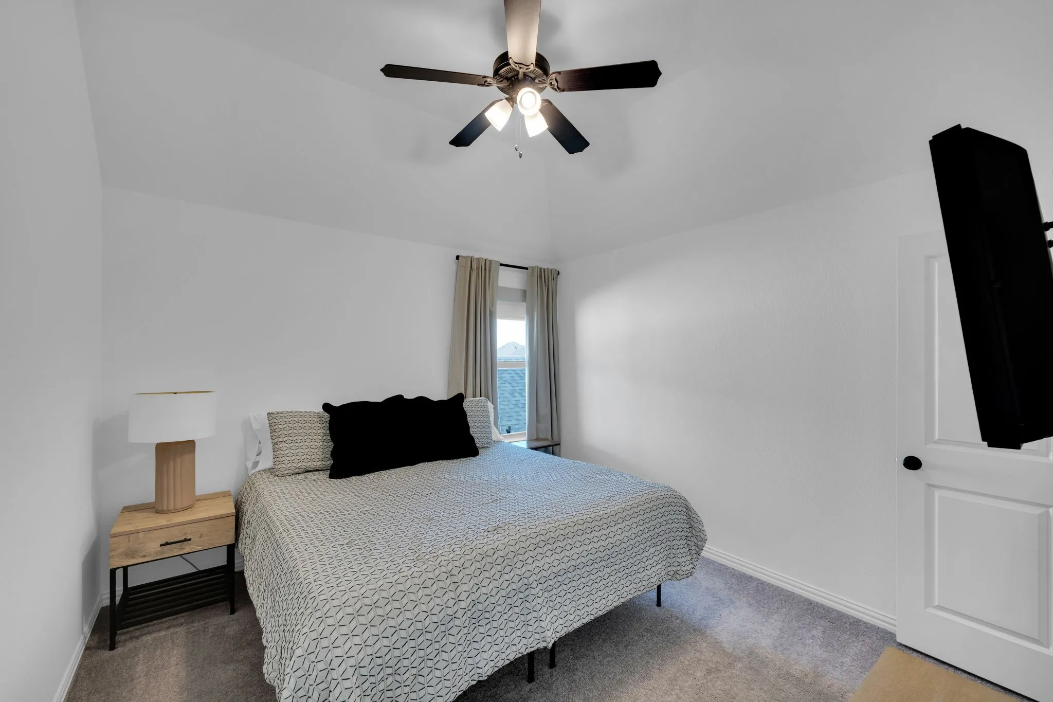 Single Family Residence For Sale in Denton County , 1749 Dartmoor Drive, Carrollton, Texas 75010, 4 Bedroom, 3 Bathroom, 2 Garage spaces, 2,705 Sqft, built in 2021, mls#21364771, Real Estate Agent in Carrollton, Homes For Sale in Denton county, Homes For Sale in Carrollton, Realtor in Carrollton Texas, Real Estate Brokerage Independent Realty Texas, Luminita Cordes Realtor
