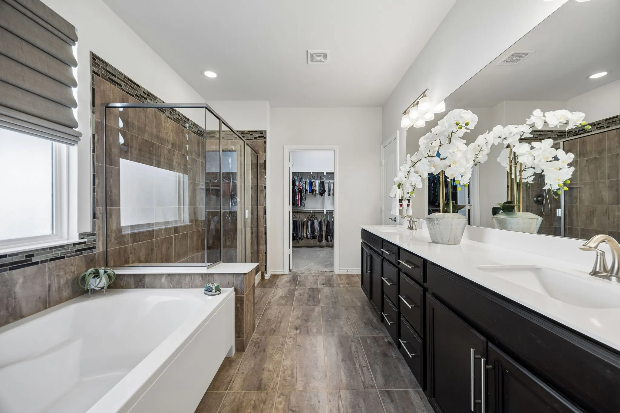 Primary Bath with Soaking Tub