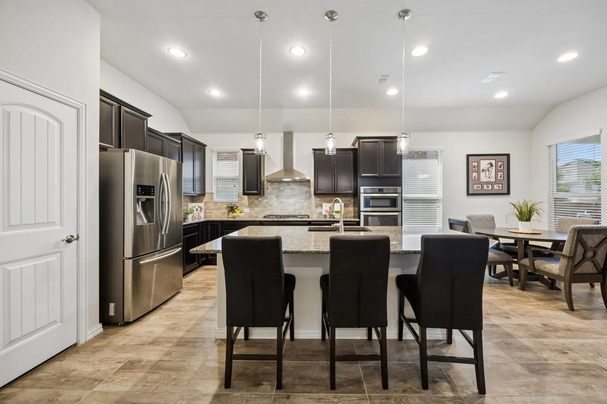 Generous Kitchen Counter & Cabinet Space