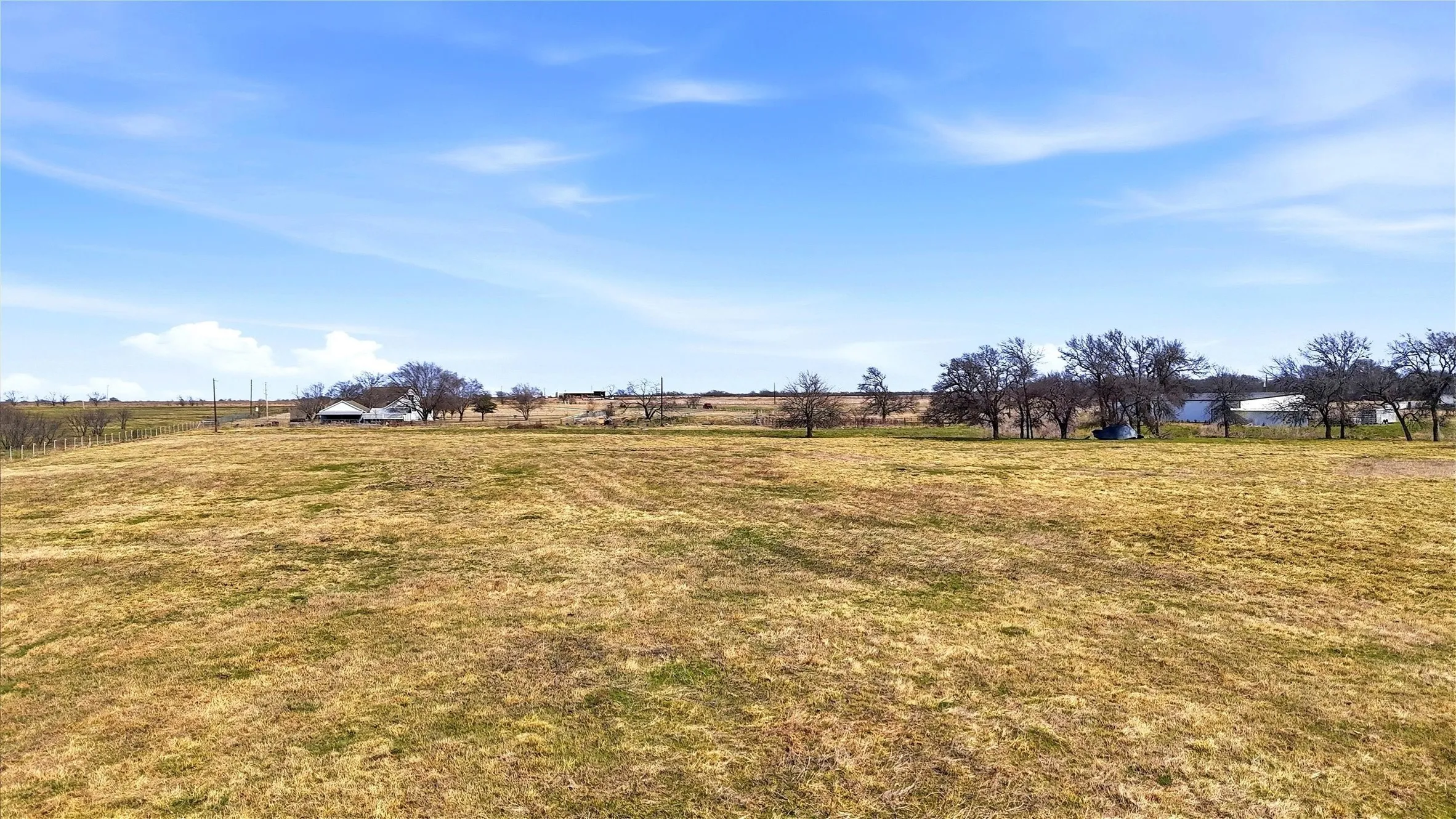 Single Family Residence For Sale in Grayson County , 206 Bounds Ranch Road, Gunter, Texas 75058, 3 Bedroom, 2 Bathroom, Garage spaces, 2,277 Sqft, built in 1985, mls#21361896, Real Estate Agent in Gunter, Homes For Sale in Grayson county, Homes For Sale in Gunter, Realtor in Gunter Texas, Real Estate Brokerage Independent Realty Texas, Luminita Cordes Realtor